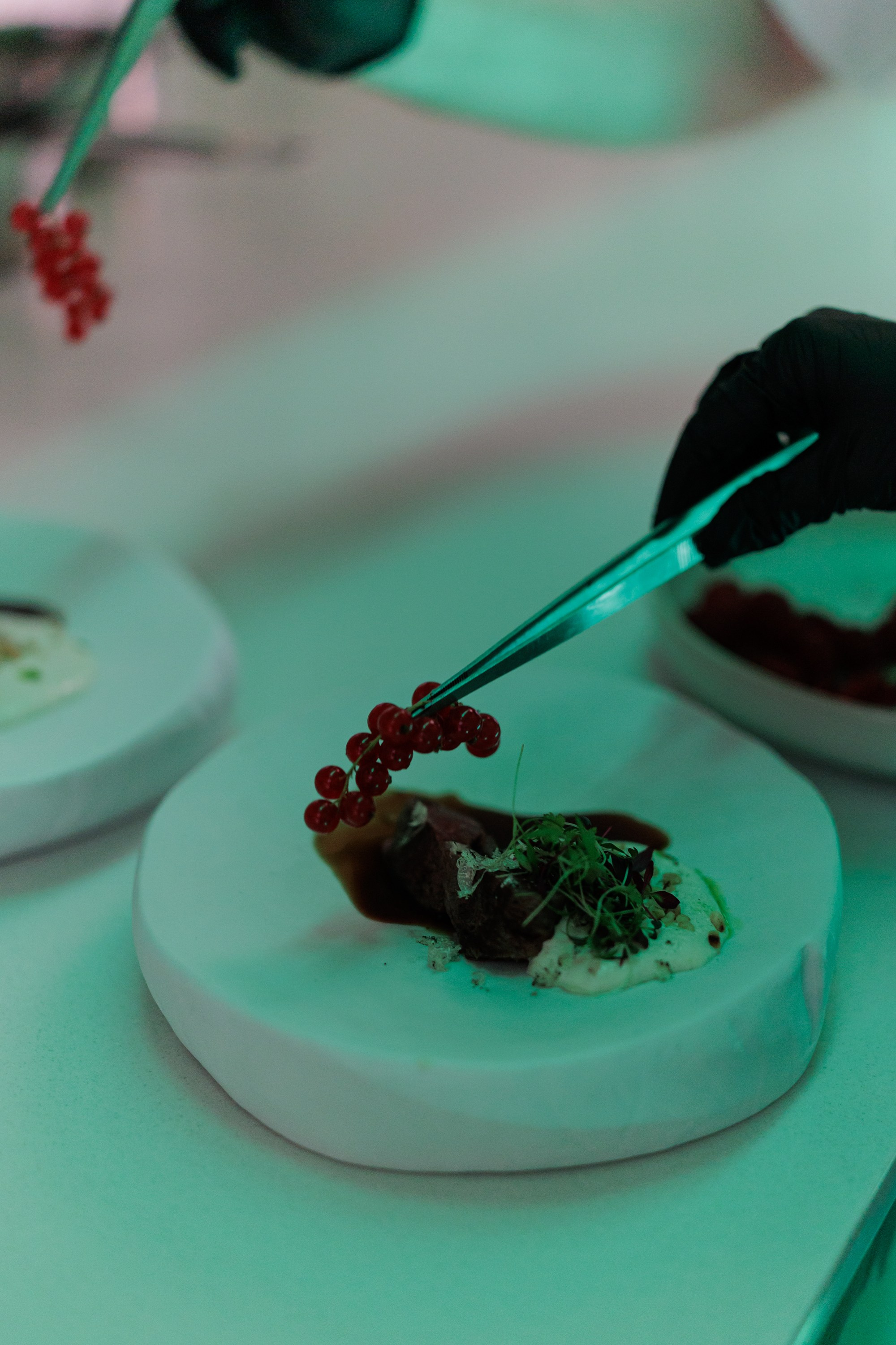 Гастроужин в р.Komorebi (may.25). Свадебный фотограф