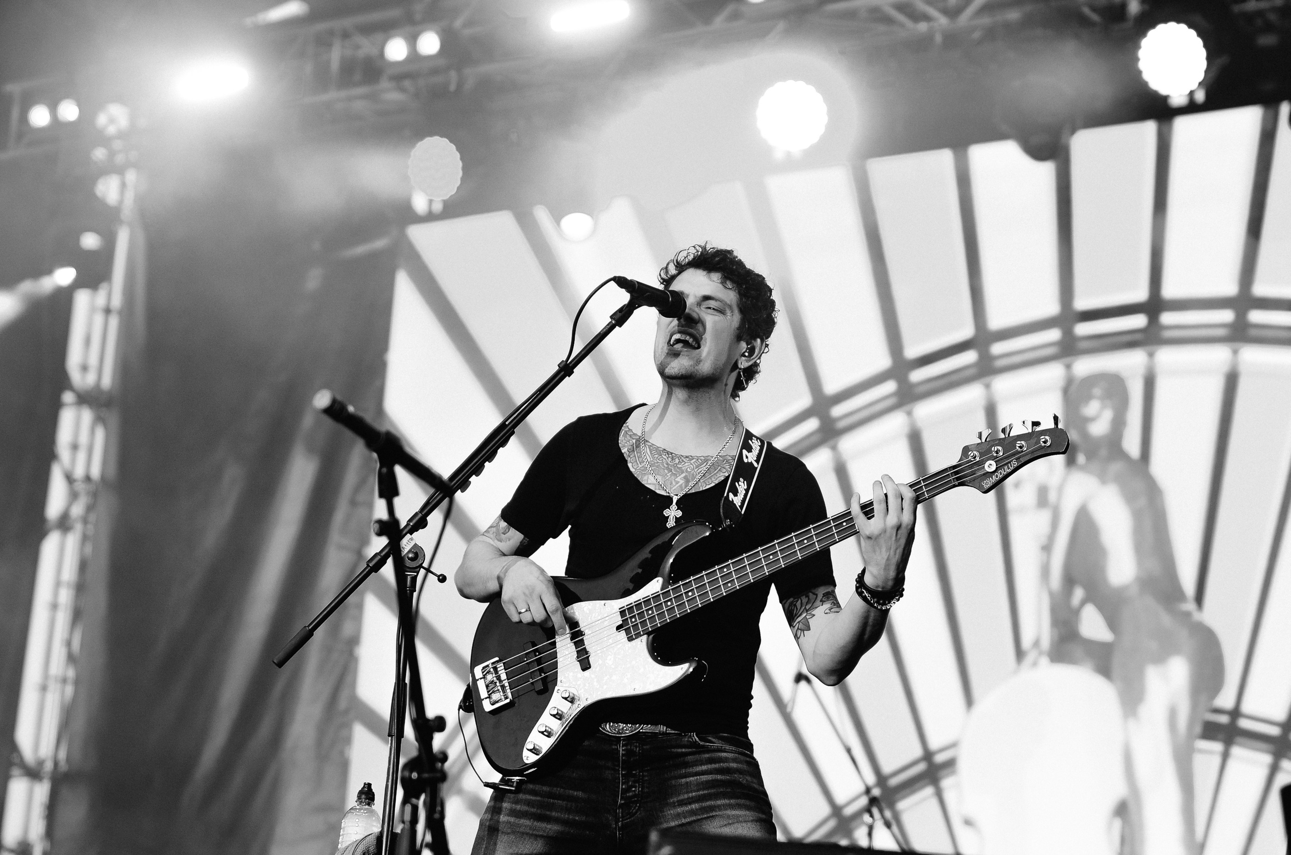 Концерт The Hatters на фестивале «Грань» в Барнауле. Денисова Аля — фотограф для парных съемок и индивидуальных историй в Барнауле