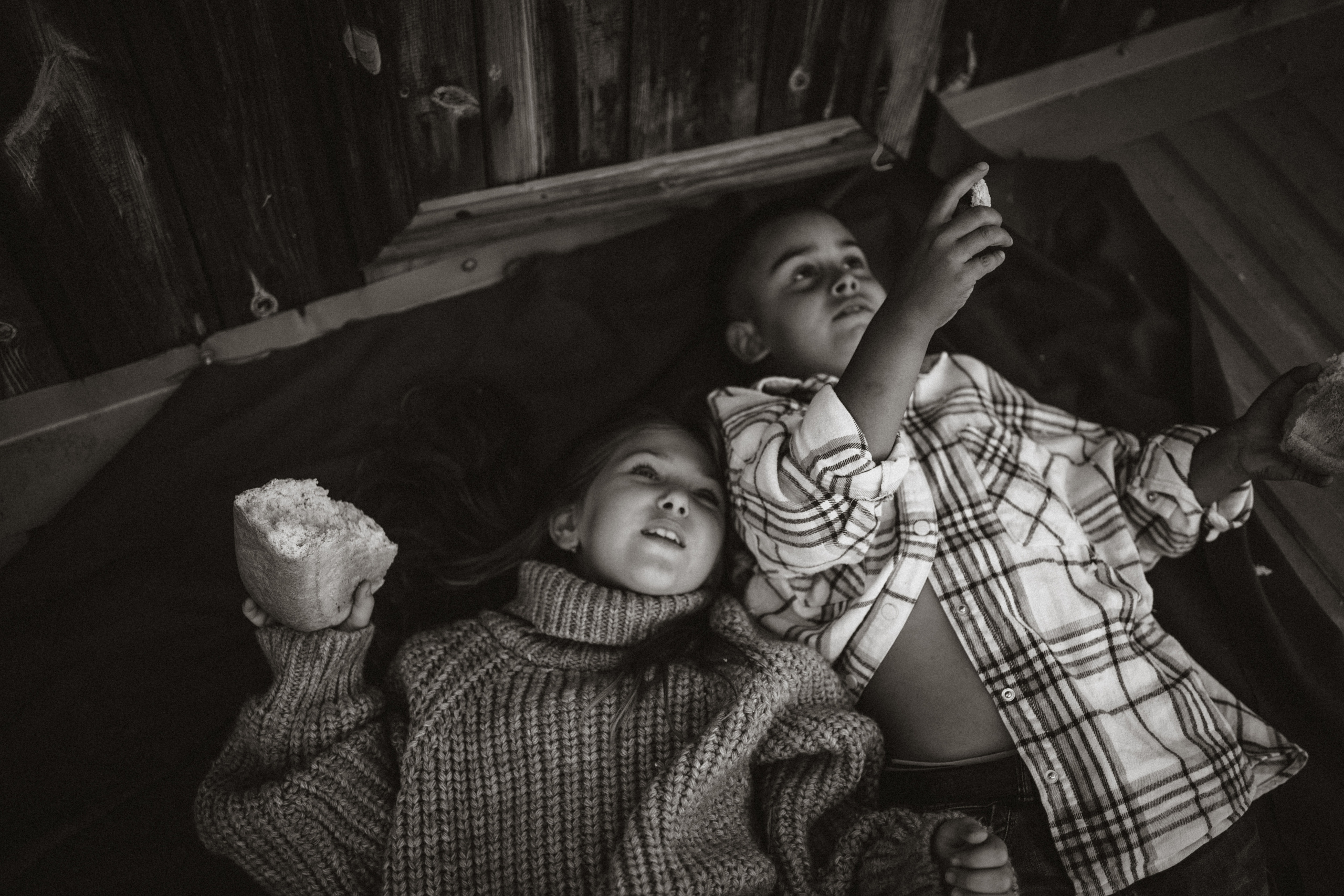 Батон хлеба на двоих. Семейный фотограф в Калининграде Елена Глазунова