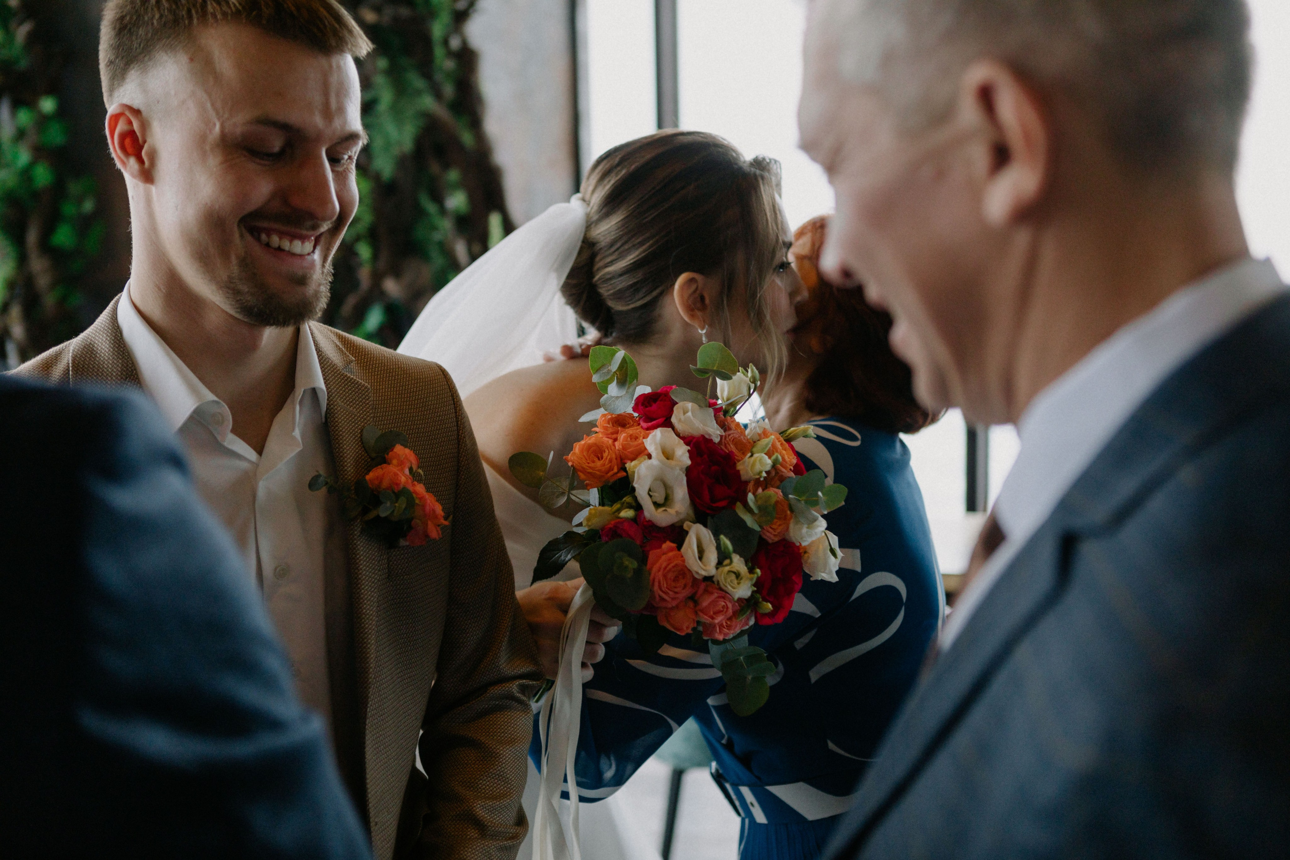 Ксюша и Илья. Утро в отеле роспись в Birds. Свадебный и портретный фотограф в Москве Анастасия Масюк