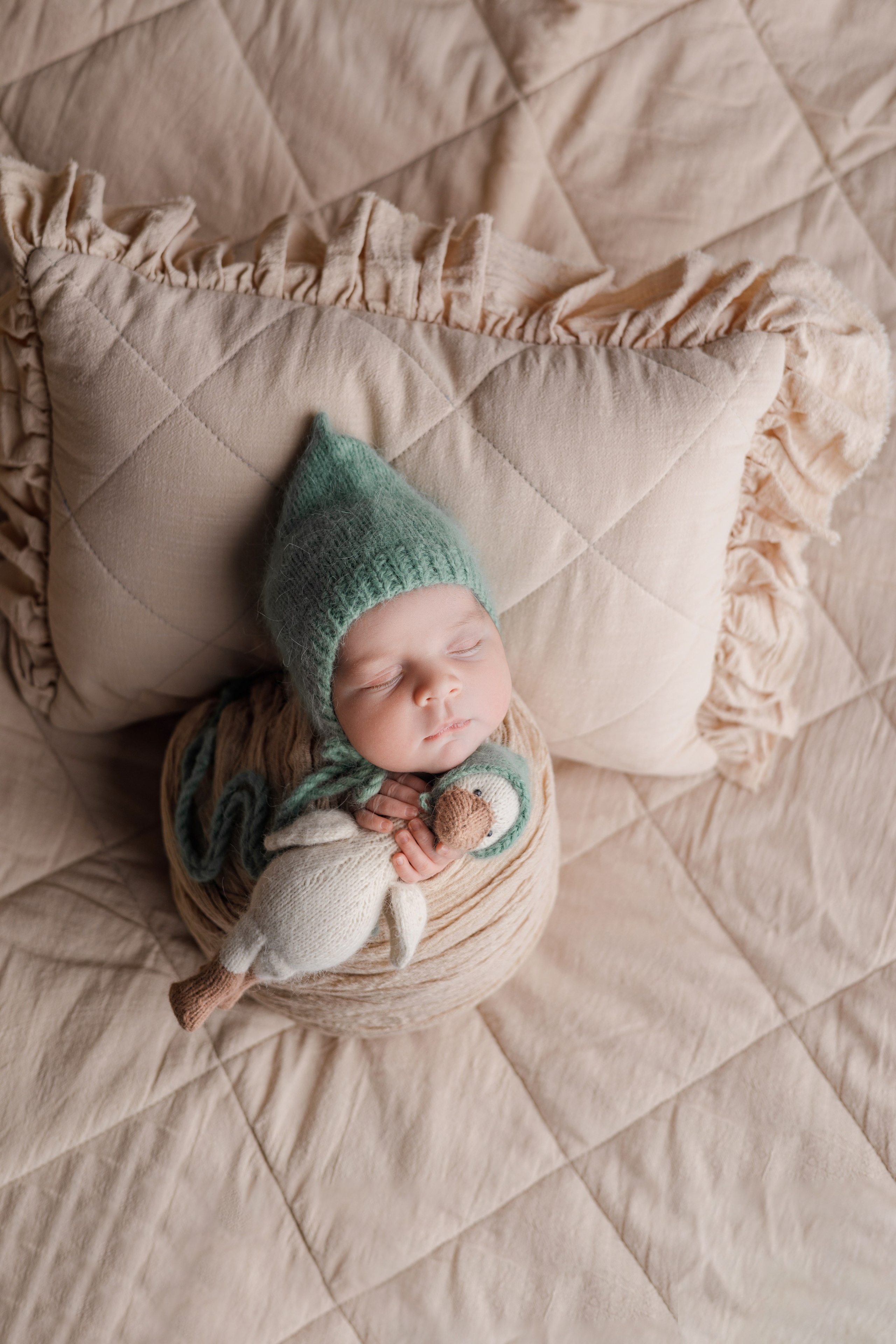 Артур. Евгения Горбунова фотограф новорожденных в Новом Уренгое