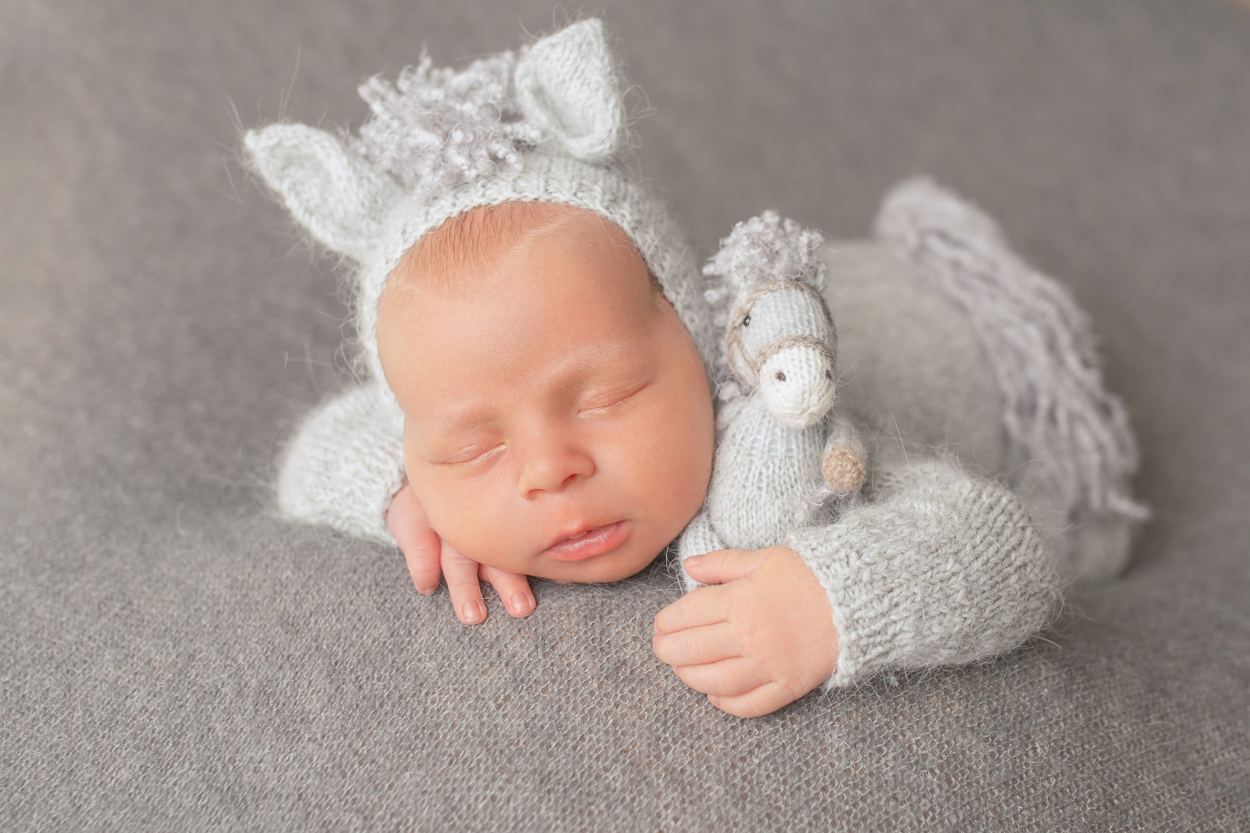 Фотосъемка младенцев Хабаровск, фотосессия новорожденных Хабаровск, фотосессия newborn Хабаровск, Лучший ньборн фотограф в Хабаровске, первый ньборн фотограф в Хабаровске, Лучший ньберн фотограф в Хабаровске. Лучший newborn фотограф в Хабаровске, ньберн фотограф в Хабаровске