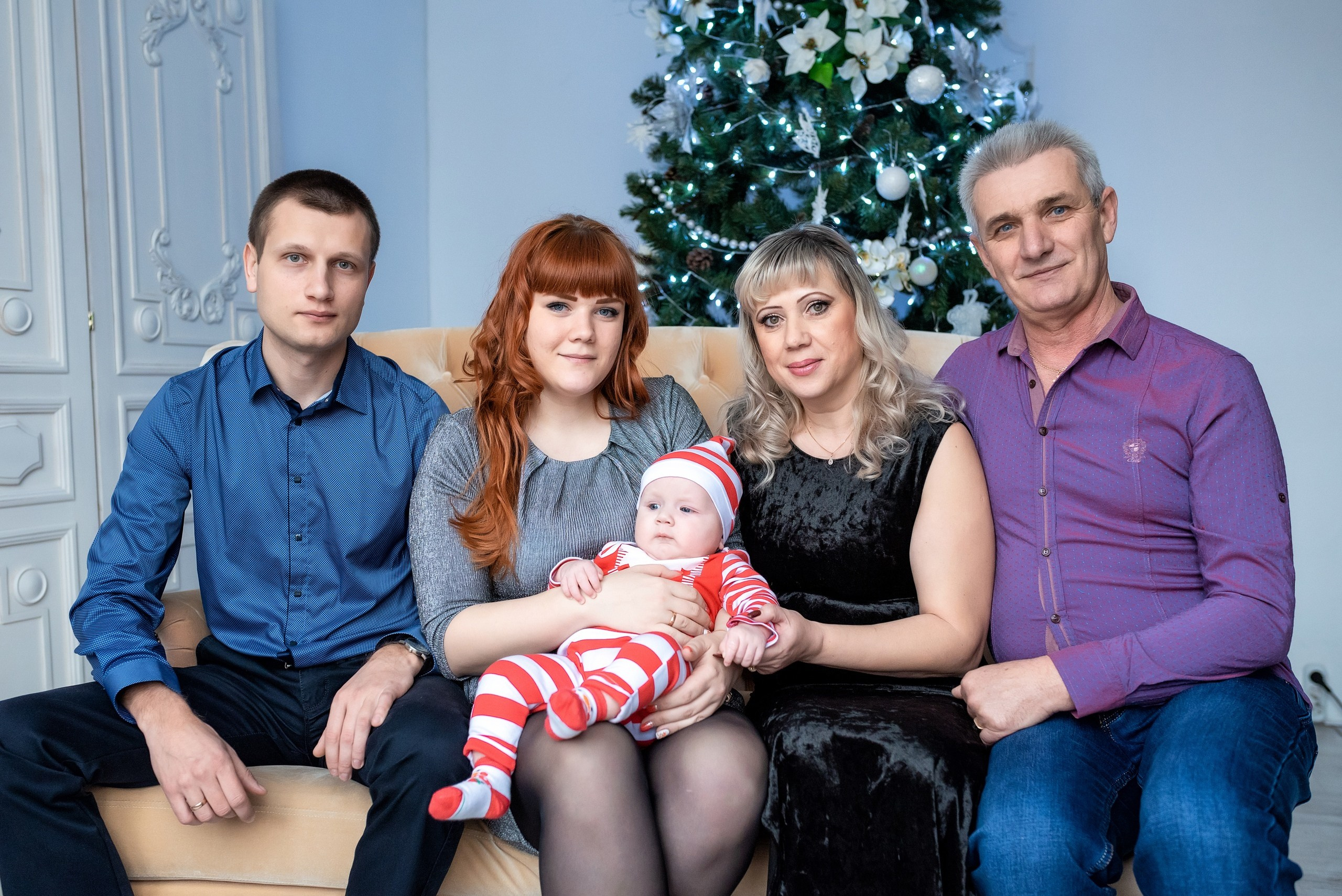 Новогодняя фотосессия в Ростове на Дону: запечатлите волшебство праздника!