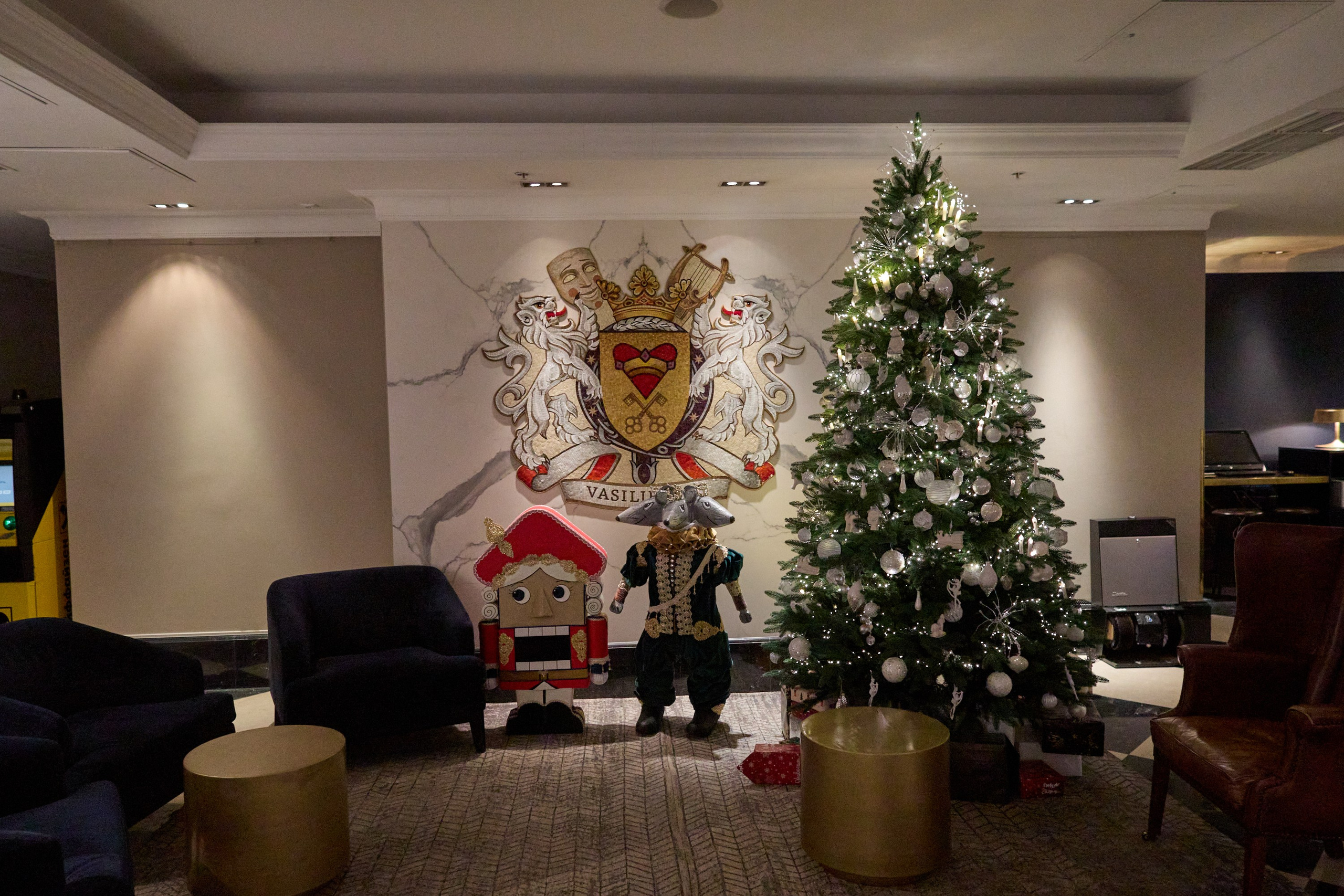 Рождество въ Санктъ-Петербургѣ. Фотографъ Сергѣевъ. Поймать мгновеніе