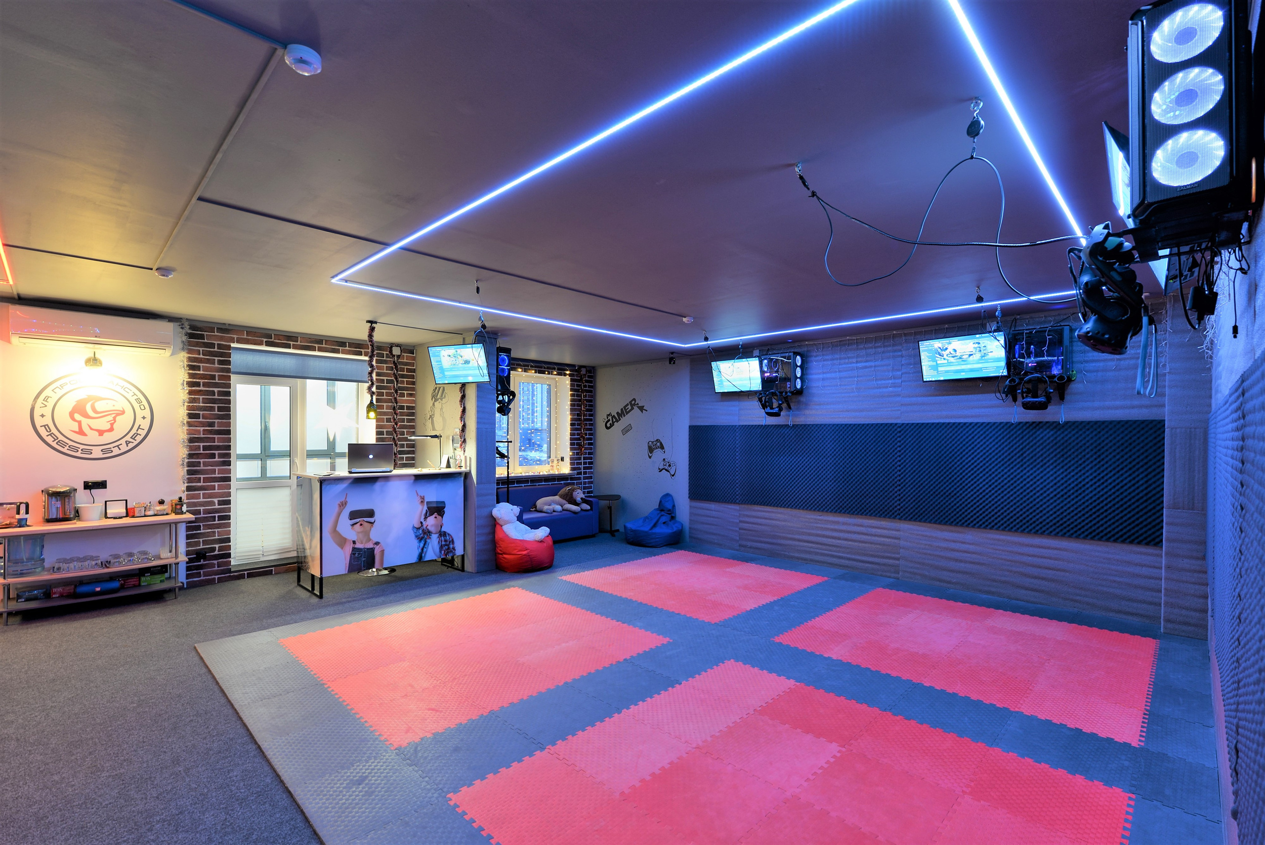 Школы, садики, компьютерные клубы. Интерьерный фотограф Александр Плотников