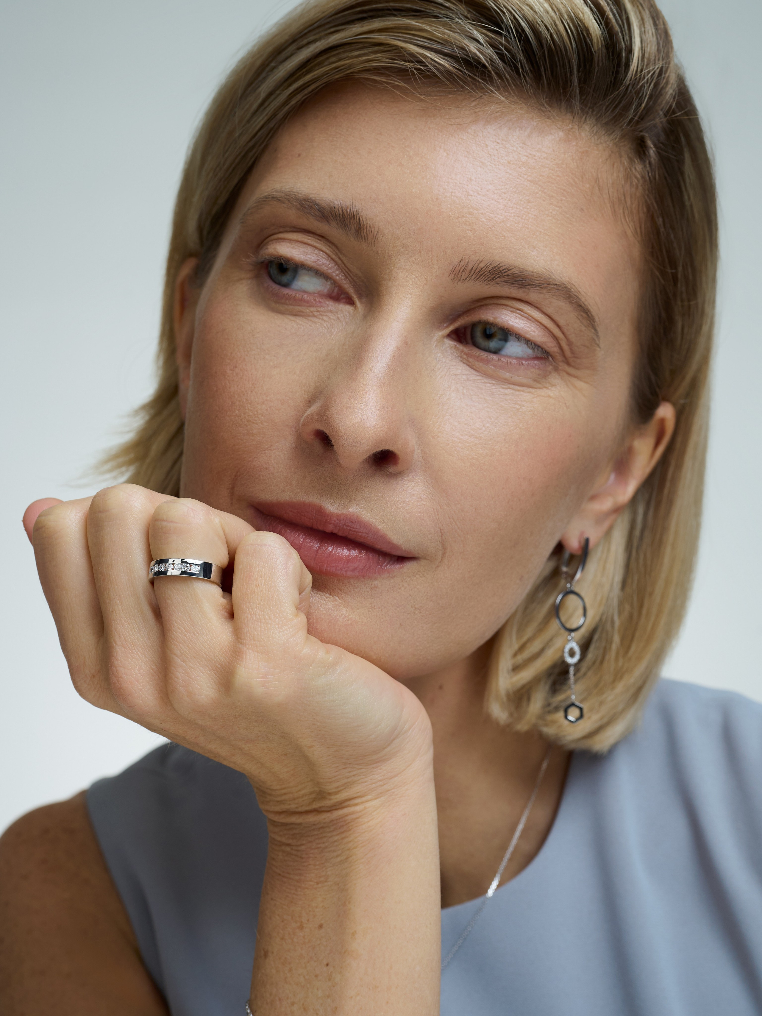 Каталог для бренда AllTime. Фотограф для брендов в Москве Ксения Чупрунова