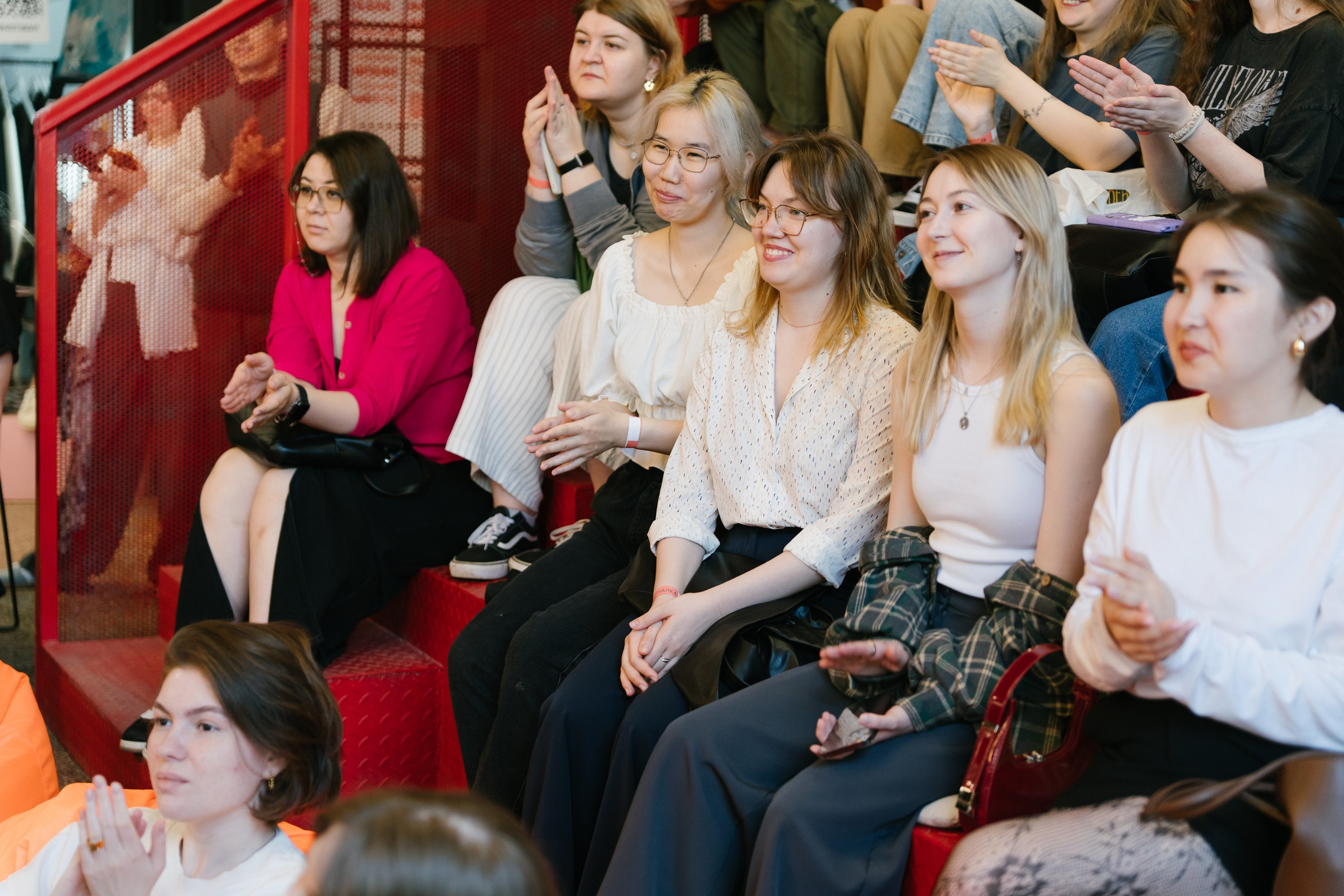 Диджитал коммуналка | ТОМАТ. ИТВИ