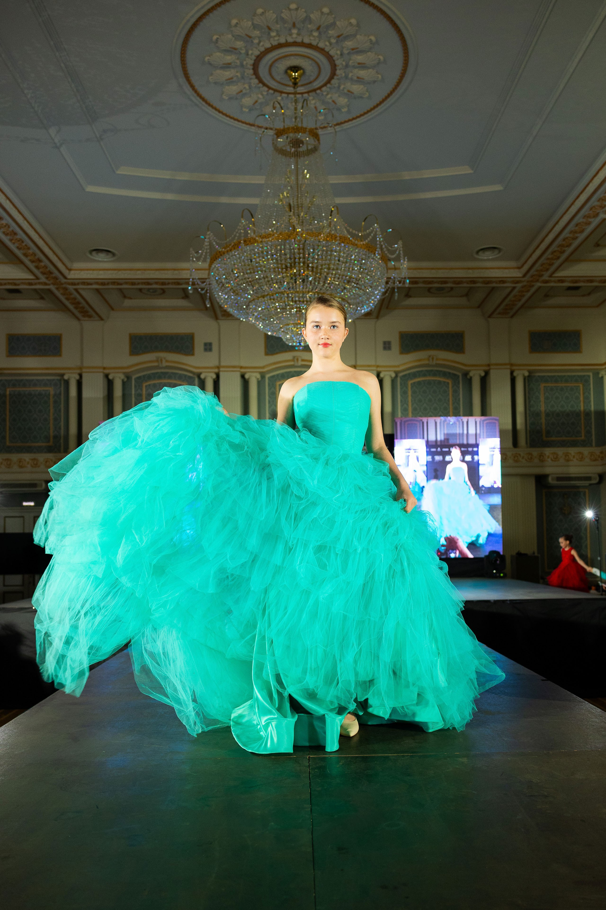 Арт-подиум «Цвета Удмуртии». Показ мод [25/10/24]. Фотограф Виноградов Константин