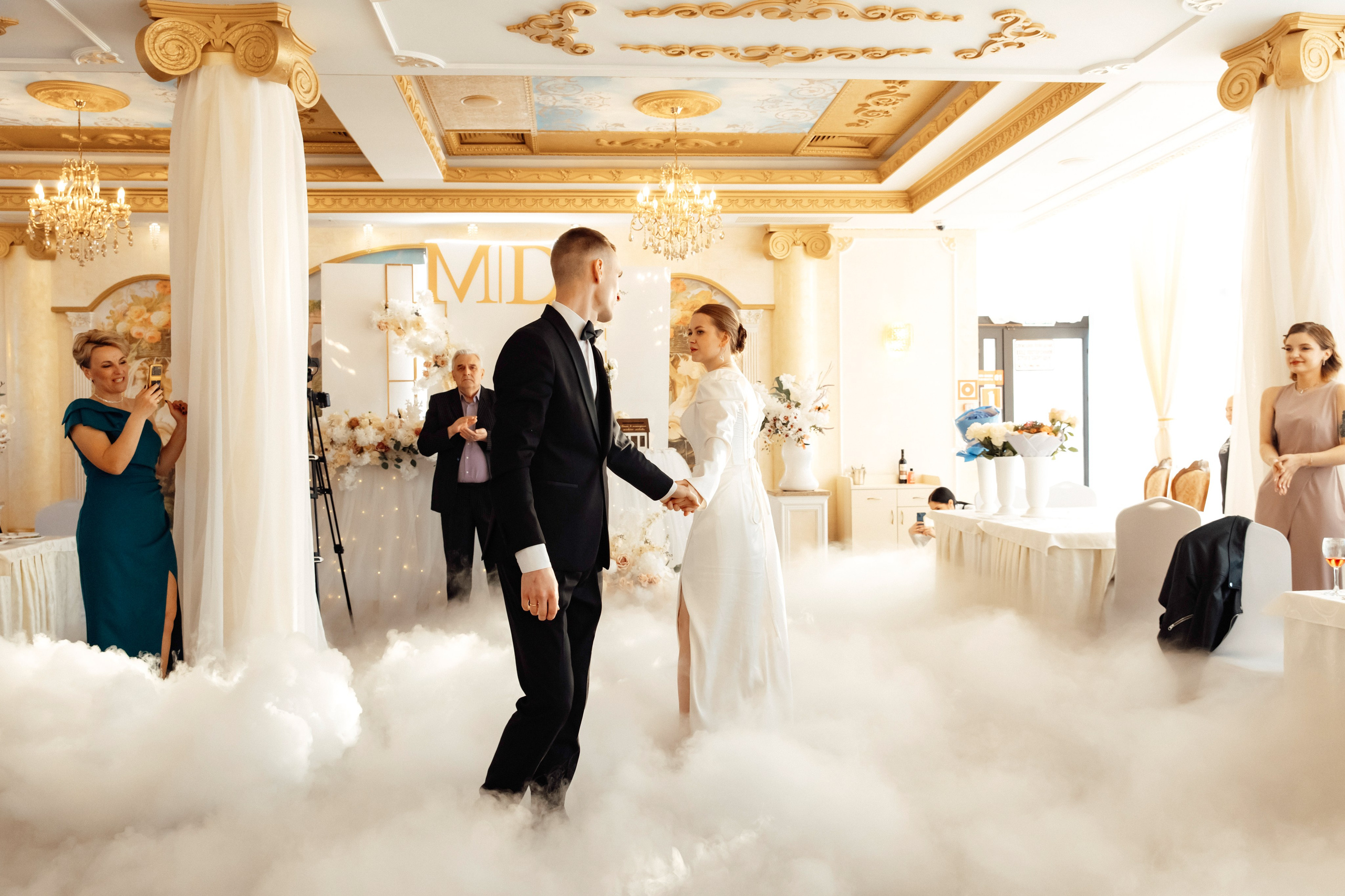 Максим и Дарья / Репортаж банкета. Фотограф Калининград Илья Миллер