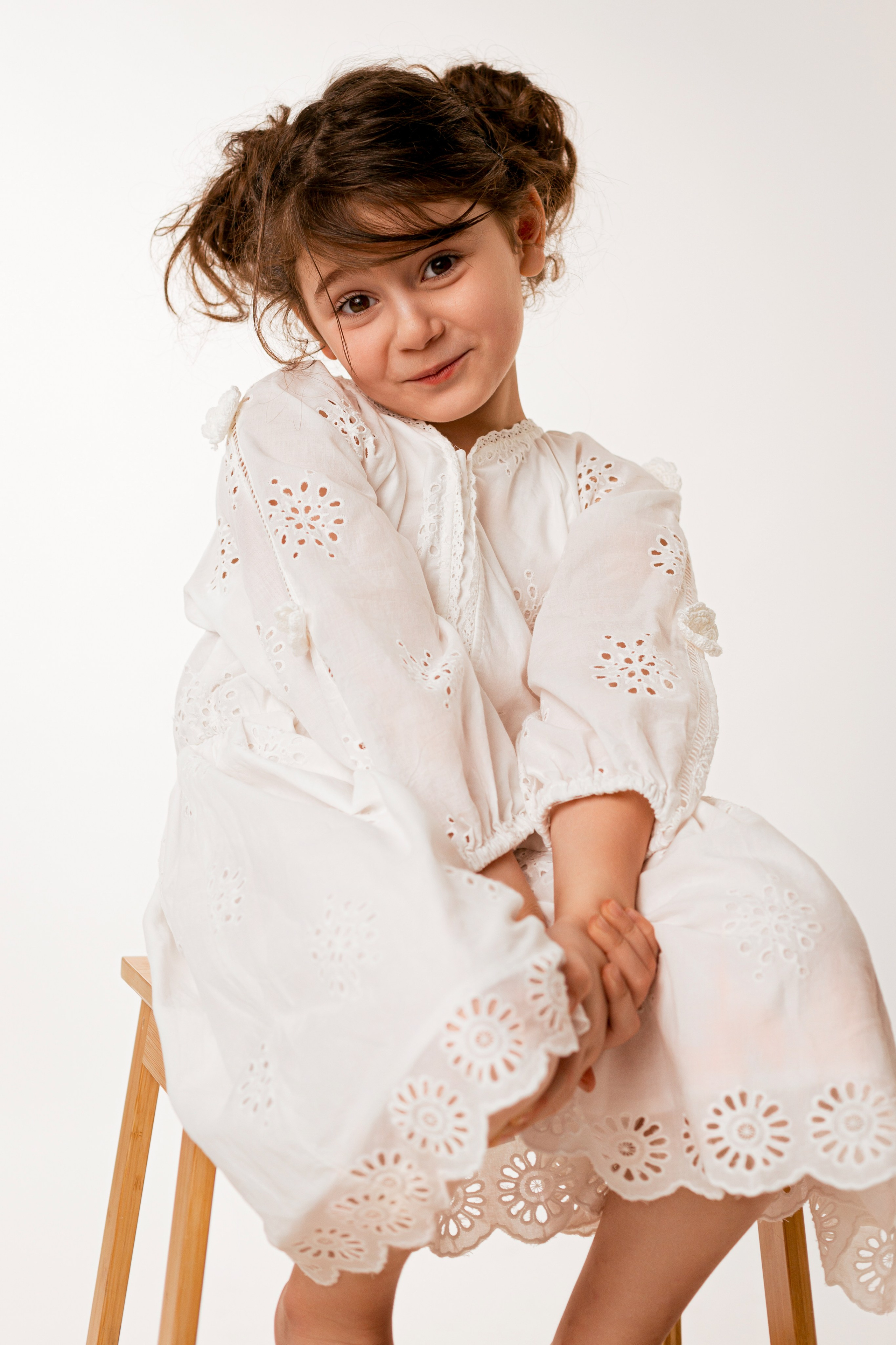 красивое детское платье студийная фотосессия Краснодар