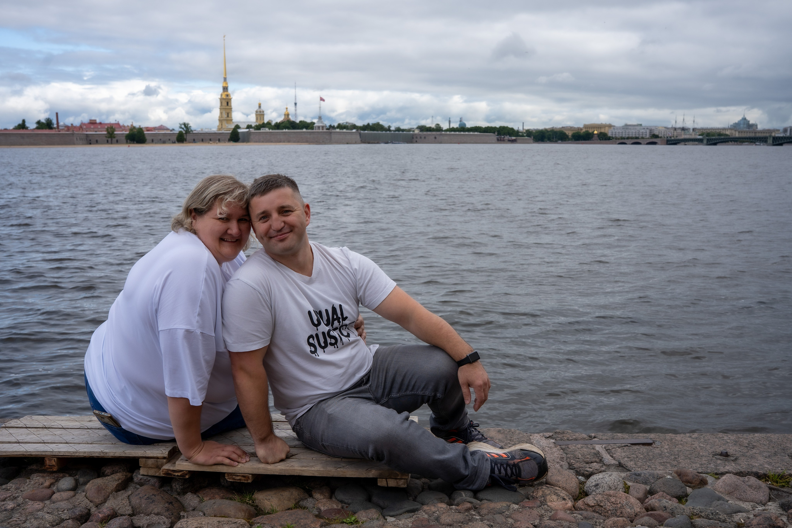 Семейная фотосессия по достопримечательностям Питера. Студийный и портретный фотограф в САНКТ-ПЕТЕРБУРГЕИрина Махаон