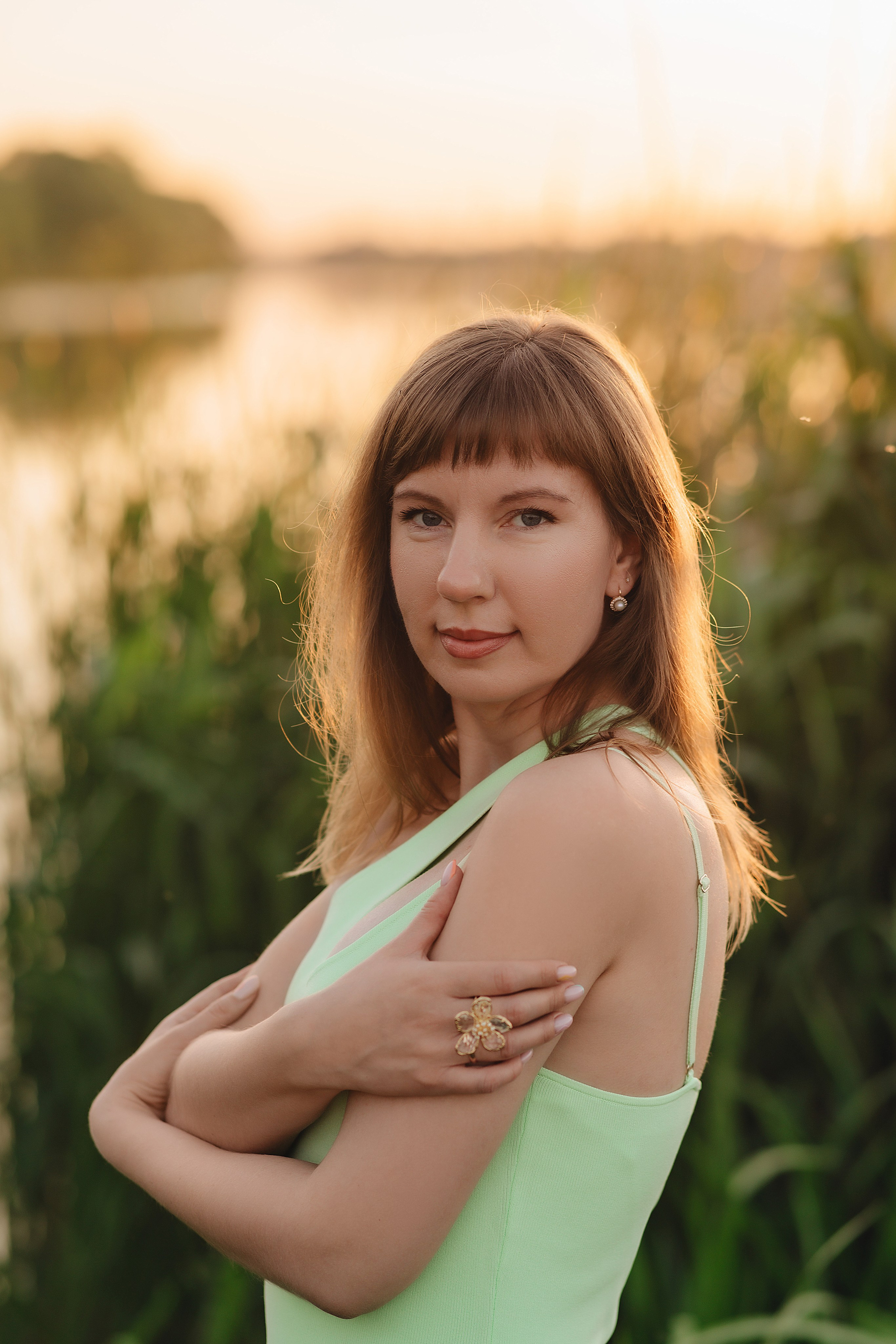 Анастасия | Съемка на закате с букетом пионов. Фотограф Карина Шмулёва. Воронеж и область