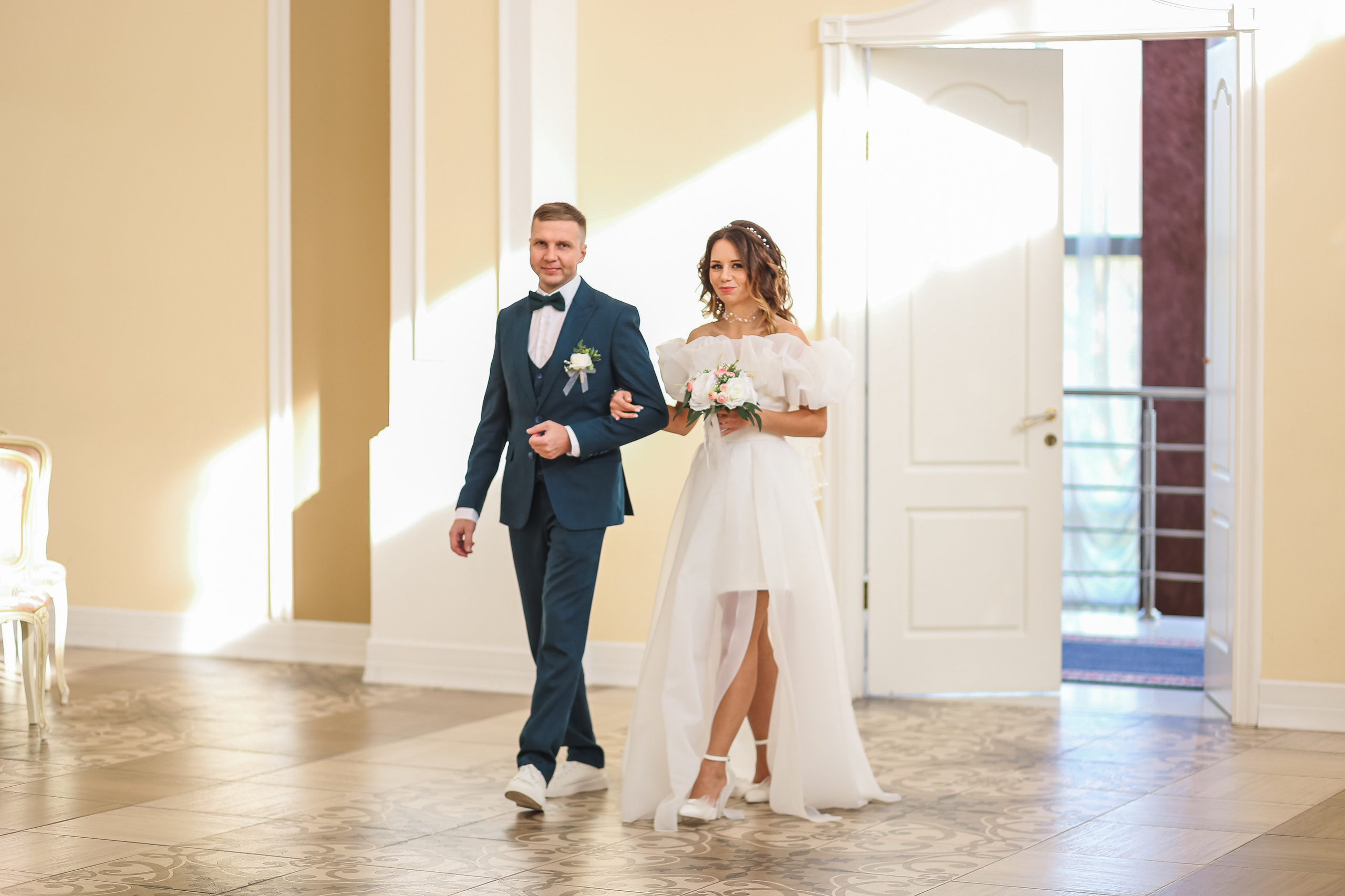 Денис и Кристина. Екатерина Хамзина