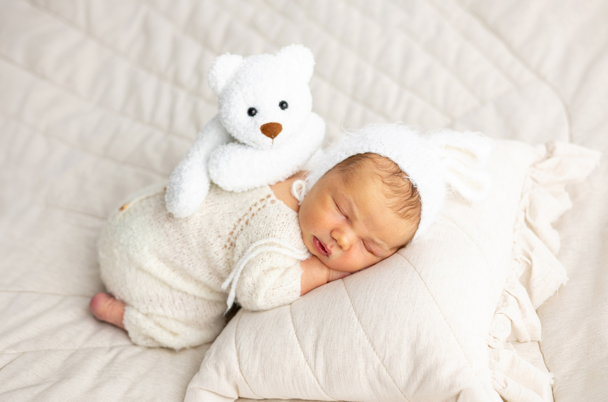 Newborn (Больше примеров работ можно посмотреть в нельзяграмме). Фотограф новорожденных в Набережных Челнах