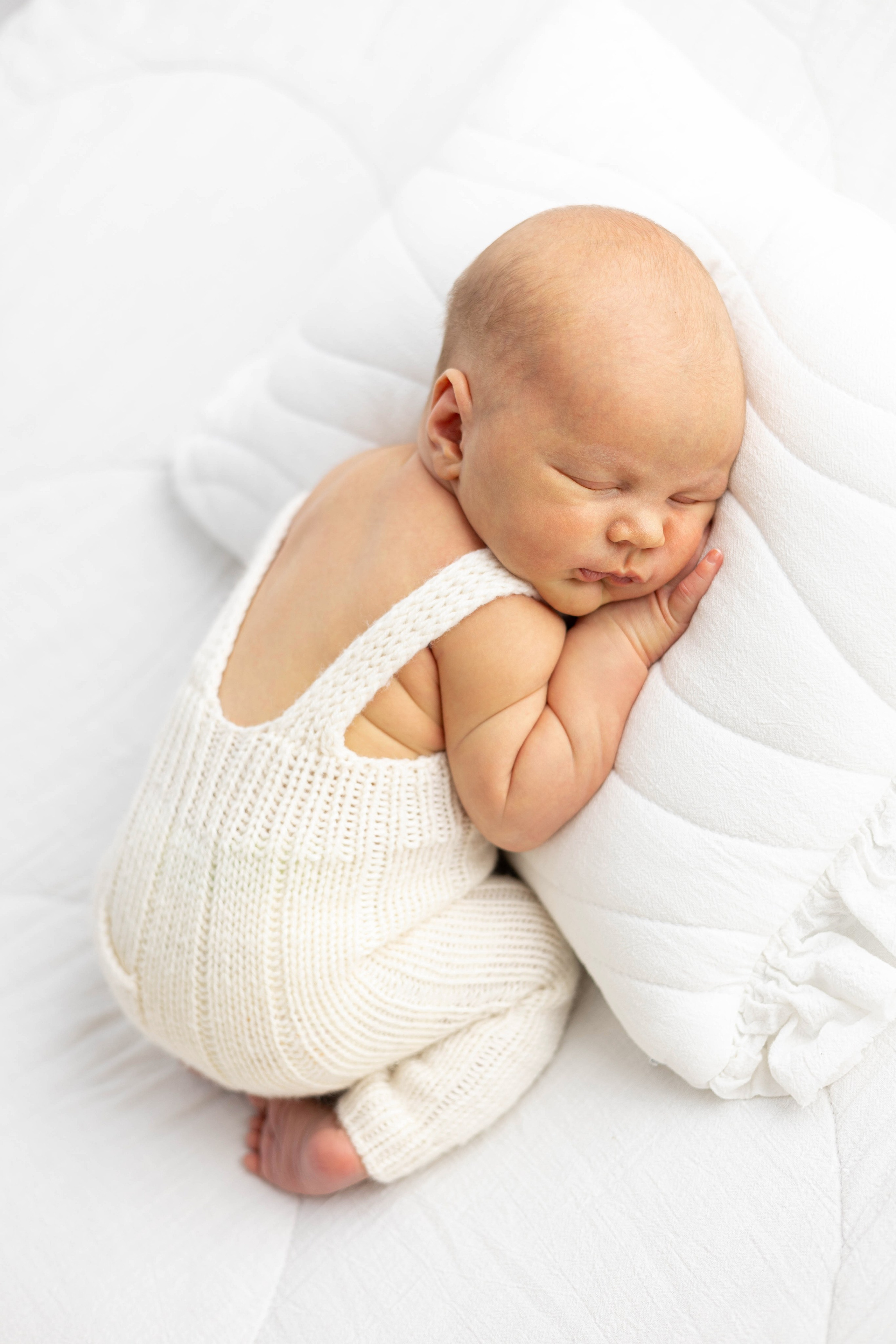 Newborn (Больше примеров работ можно посмотреть в нельзяграмме). Фотограф новорожденных в Набережных Челнах
