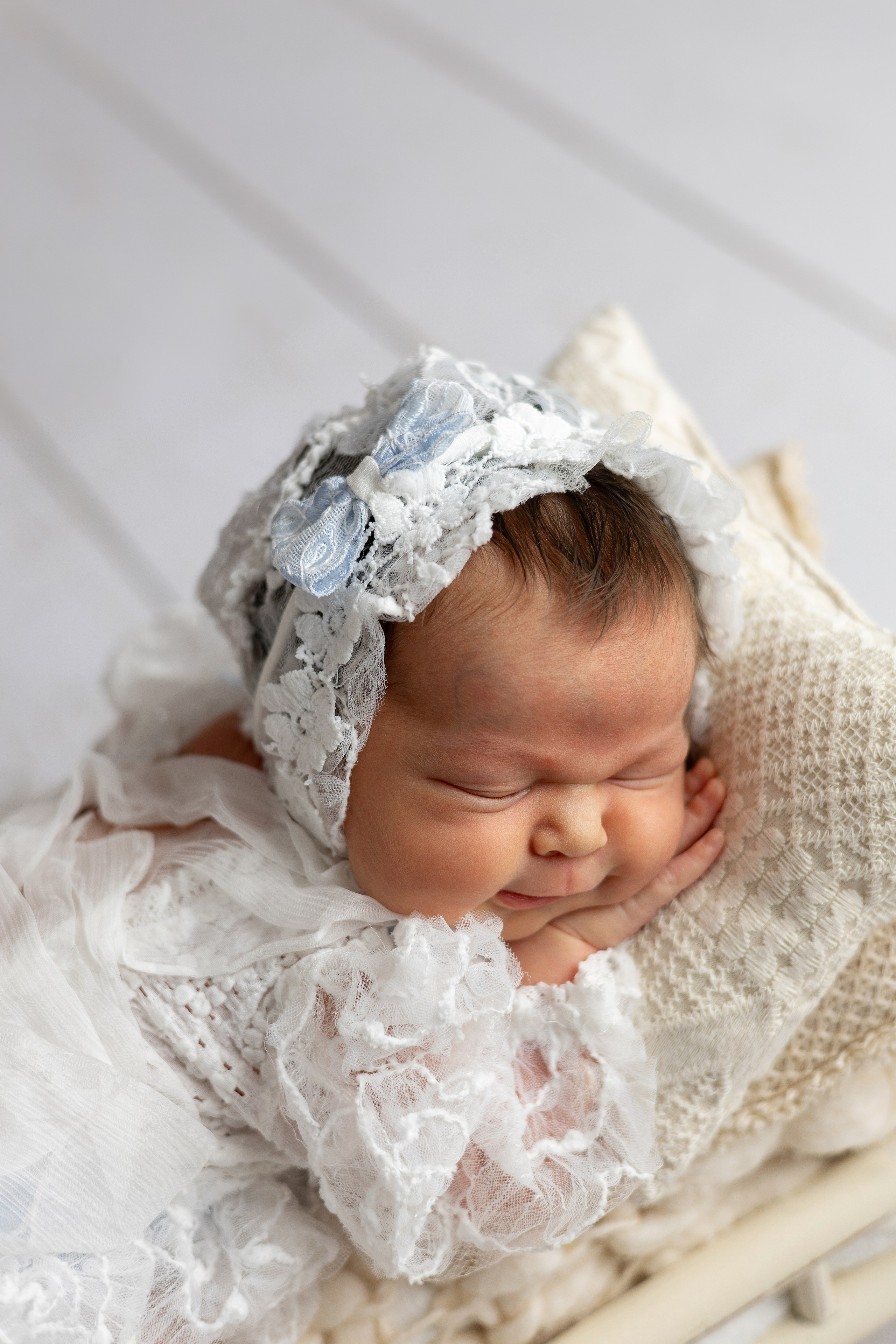 Newborn (Больше примеров работ можно посмотреть в нельзяграмме). Фотограф новорожденных в Набережных Челнах