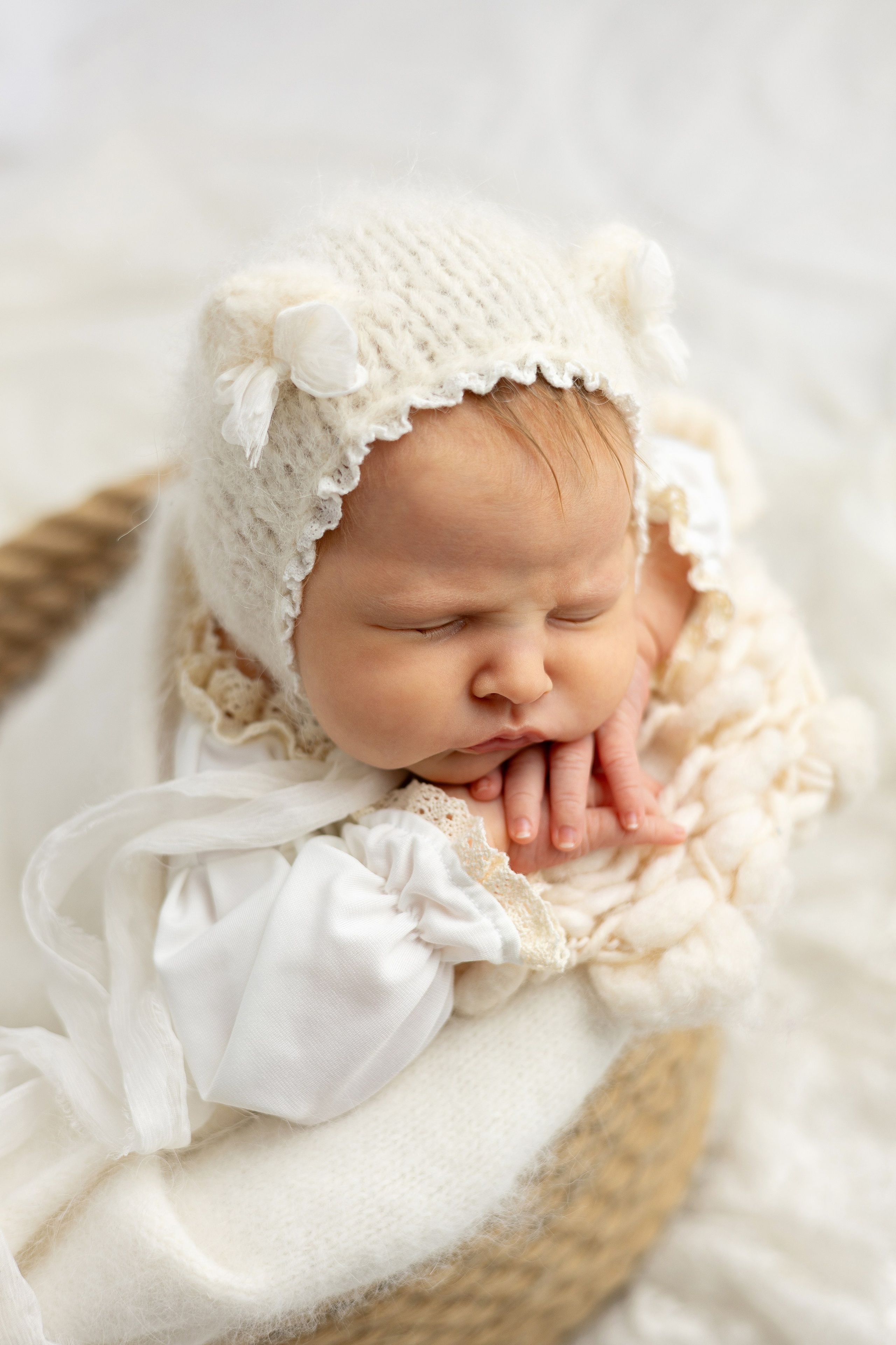 Newborn (Больше примеров работ можно посмотреть в нельзяграмме). Фотограф новорожденных в Набережных Челнах