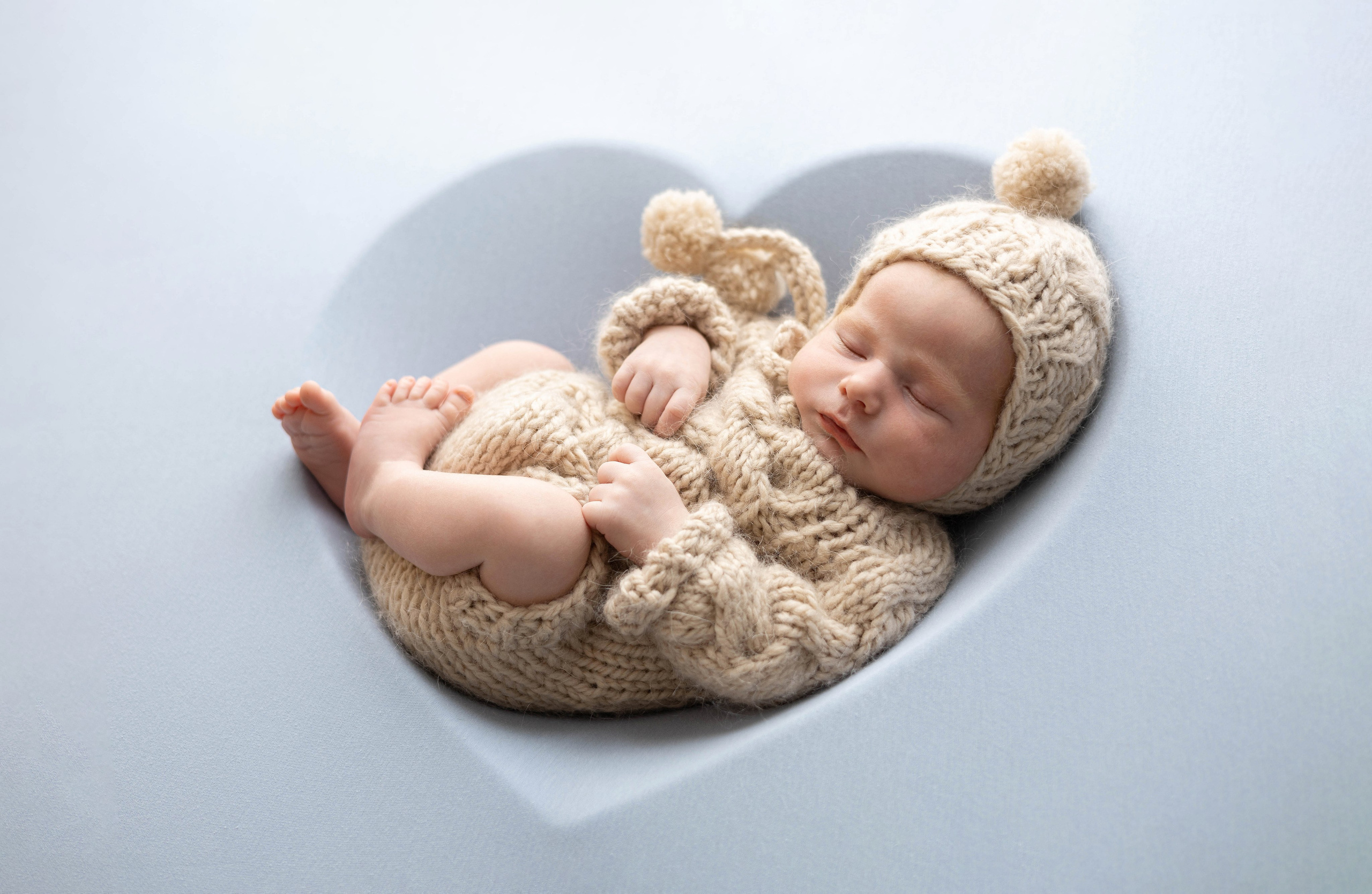 Newborn (Больше примеров работ можно посмотреть в нельзяграмме). Фотограф новорожденных в Набережных Челнах