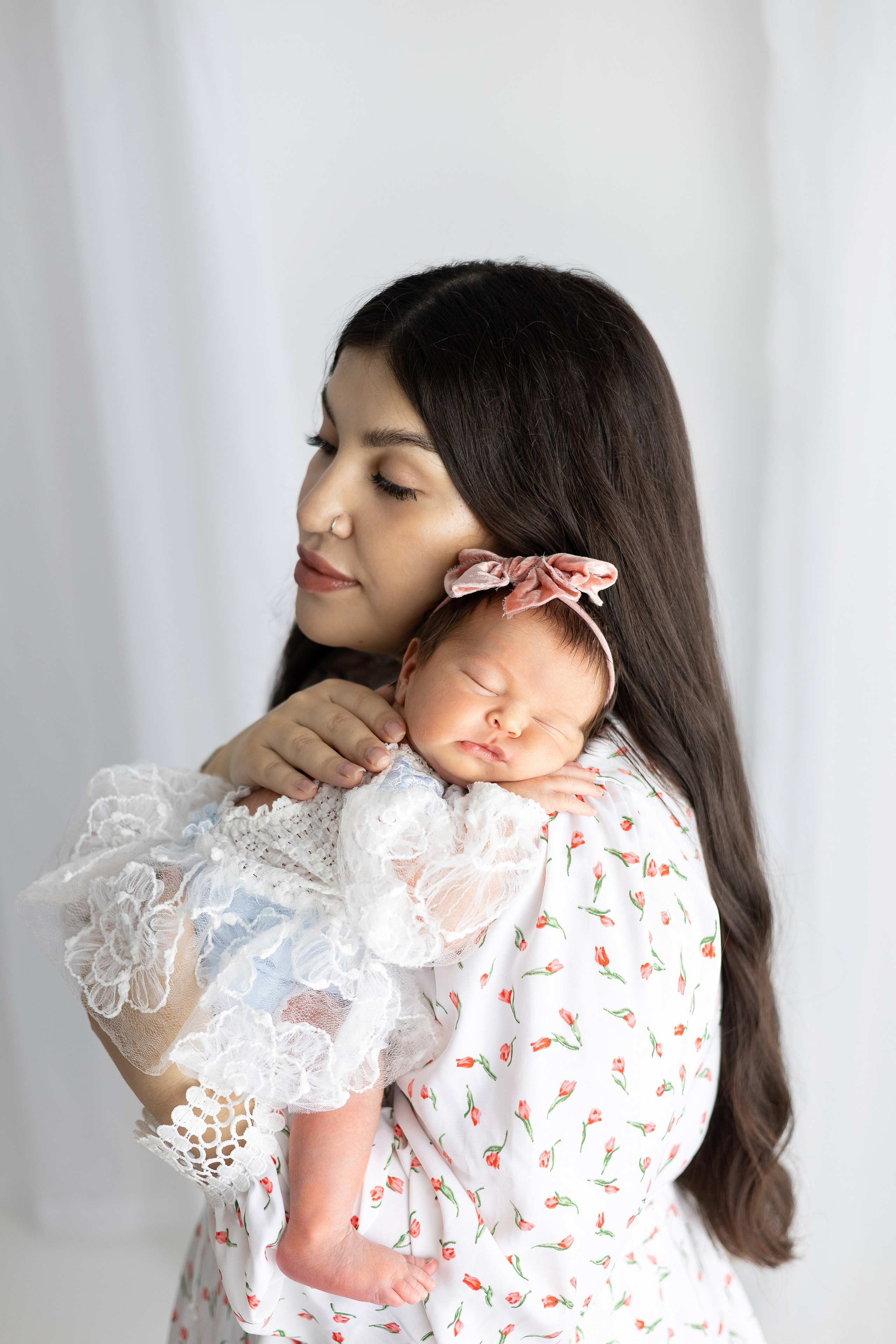 Newborn (Больше примеров работ можно посмотреть в нельзяграмме). Фотограф новорожденных в Набережных Челнах