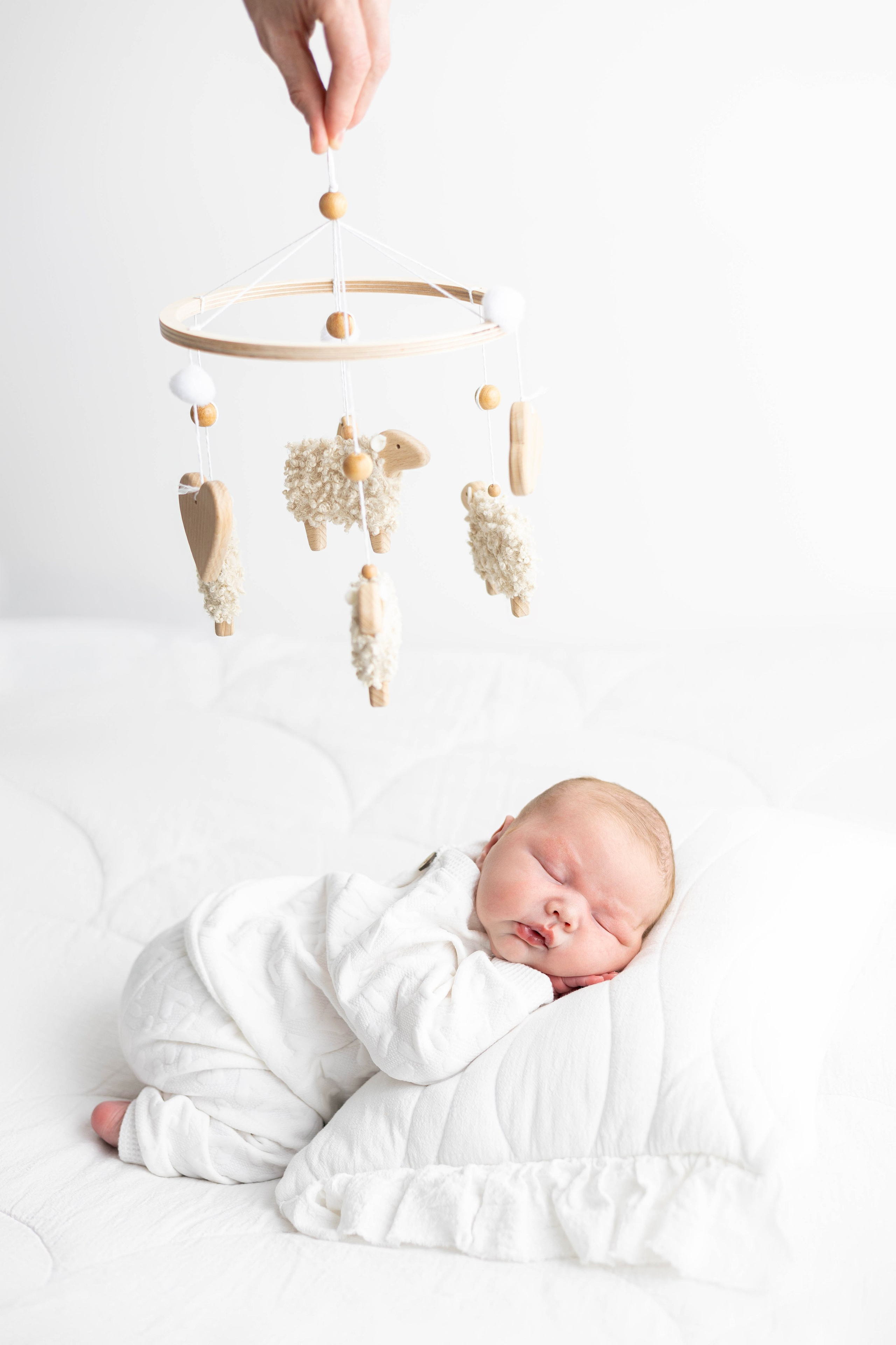 Newborn (Больше примеров работ можно посмотреть в нельзяграмме). Фотограф новорожденных в Набережных Челнах