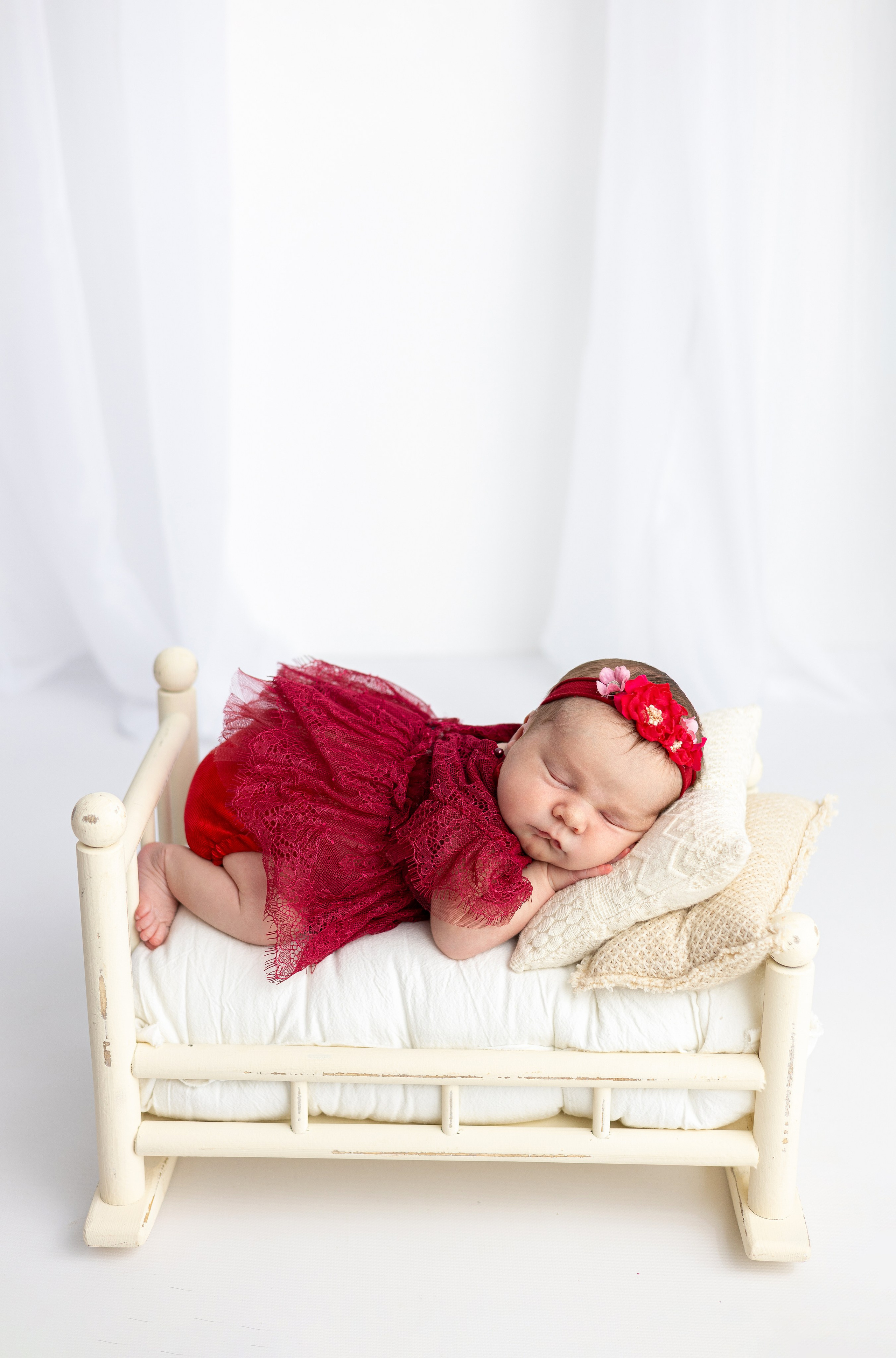 Newborn (Больше примеров работ можно посмотреть в нельзяграмме). Фотограф новорожденных в Набережных Челнах