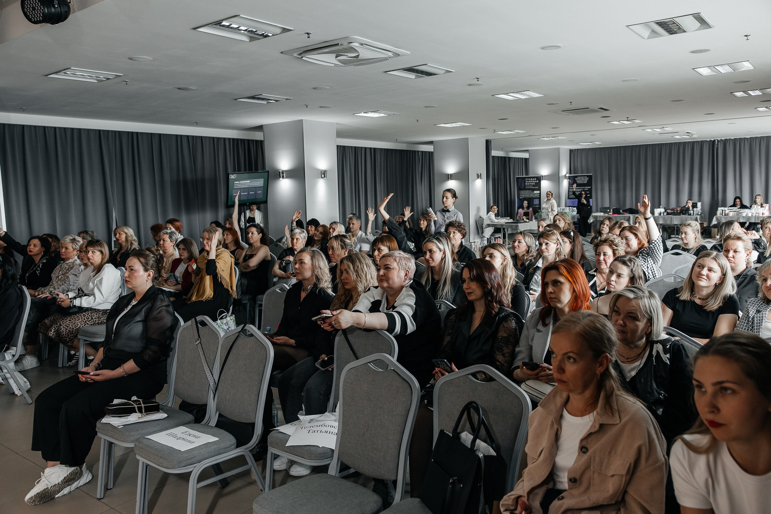 Фотосъёмка мероприятий. Женский и событийный фотограф в Новосибирске Оксана Чумакова