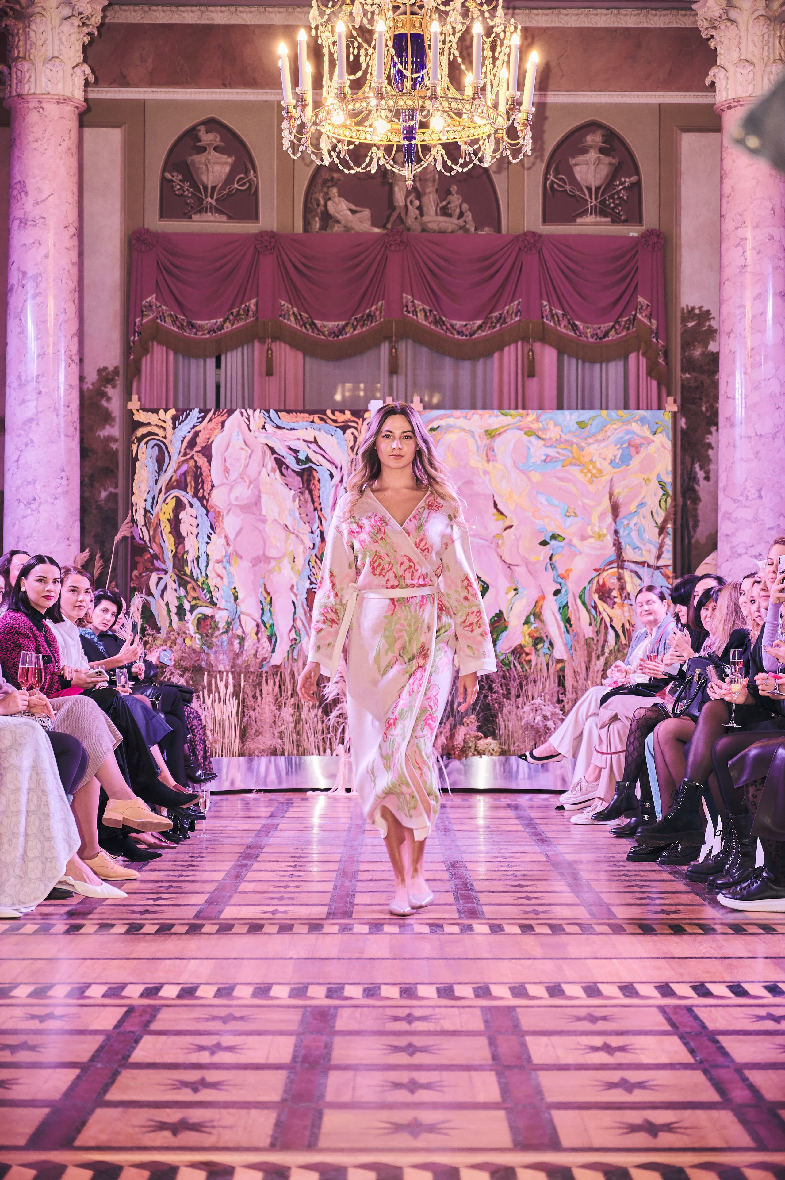 21.09.22 Люблино — Показ коллекции платьев. Никита Хохловский фото и видео продакшн