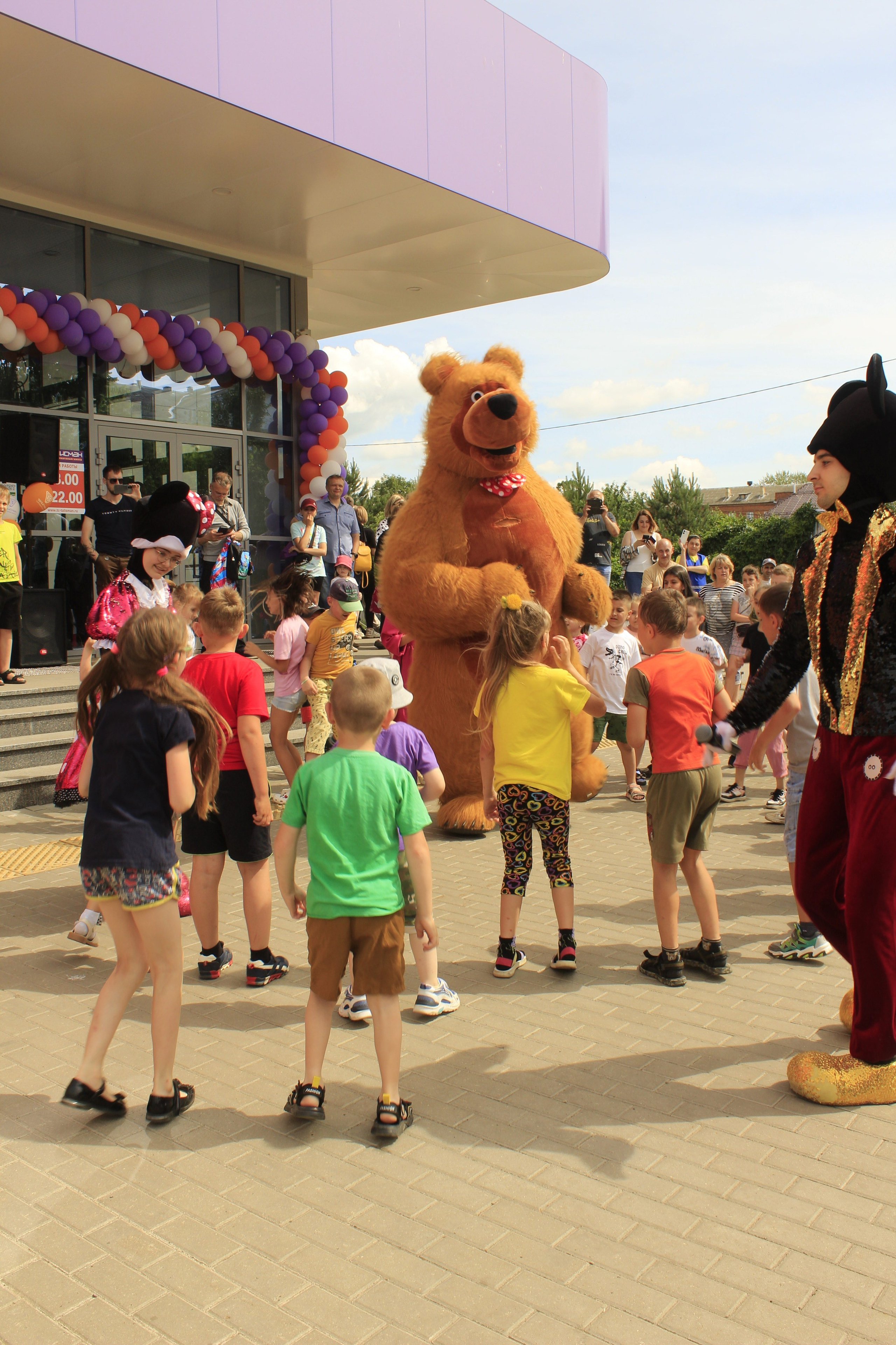 Год с открытия ТЦ Талисман. Лиза Рязанцева