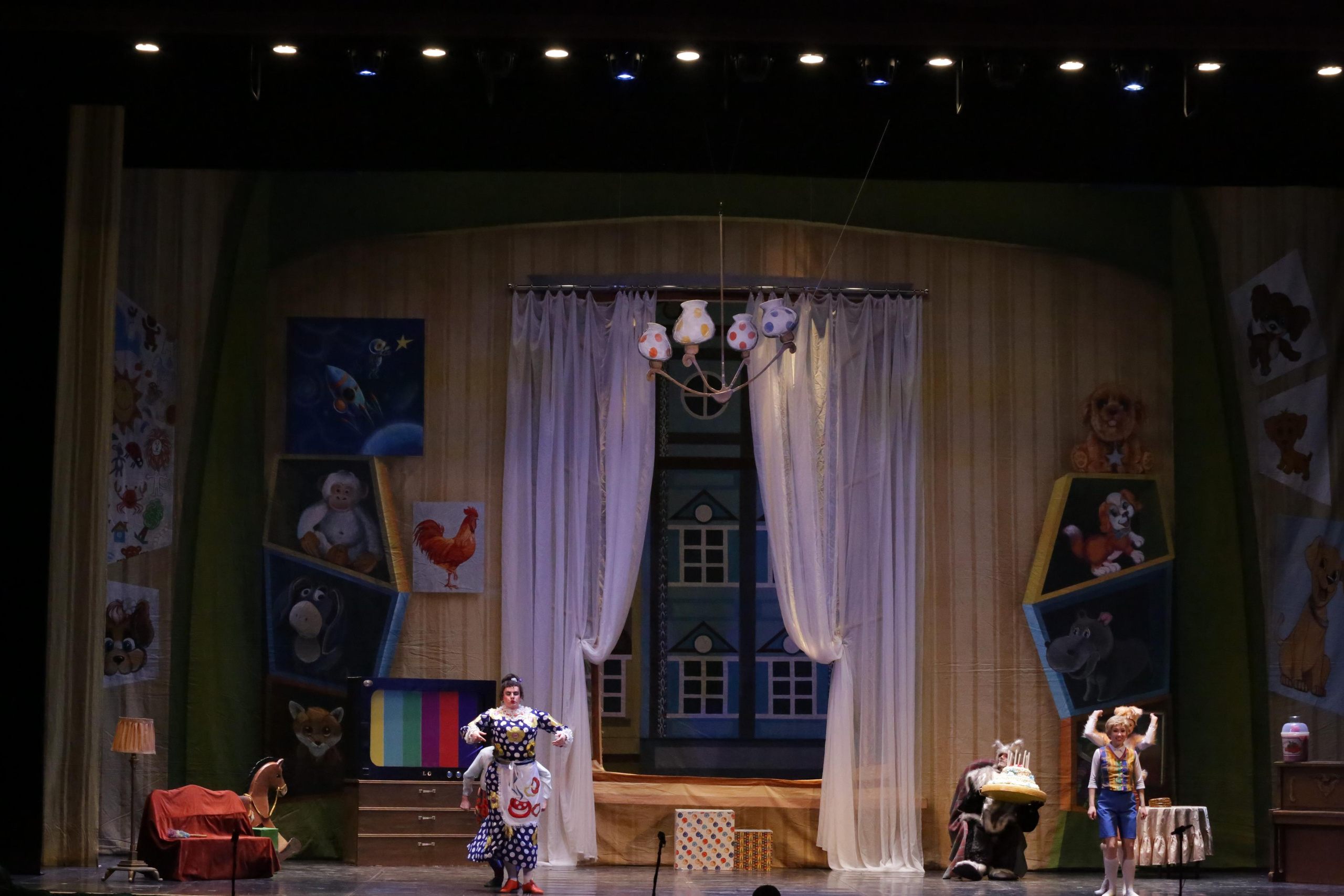 Балет Донбасс-опера спектакль «Малыш и Карлсон». Фотограф в Сочи Юрий Шептаев