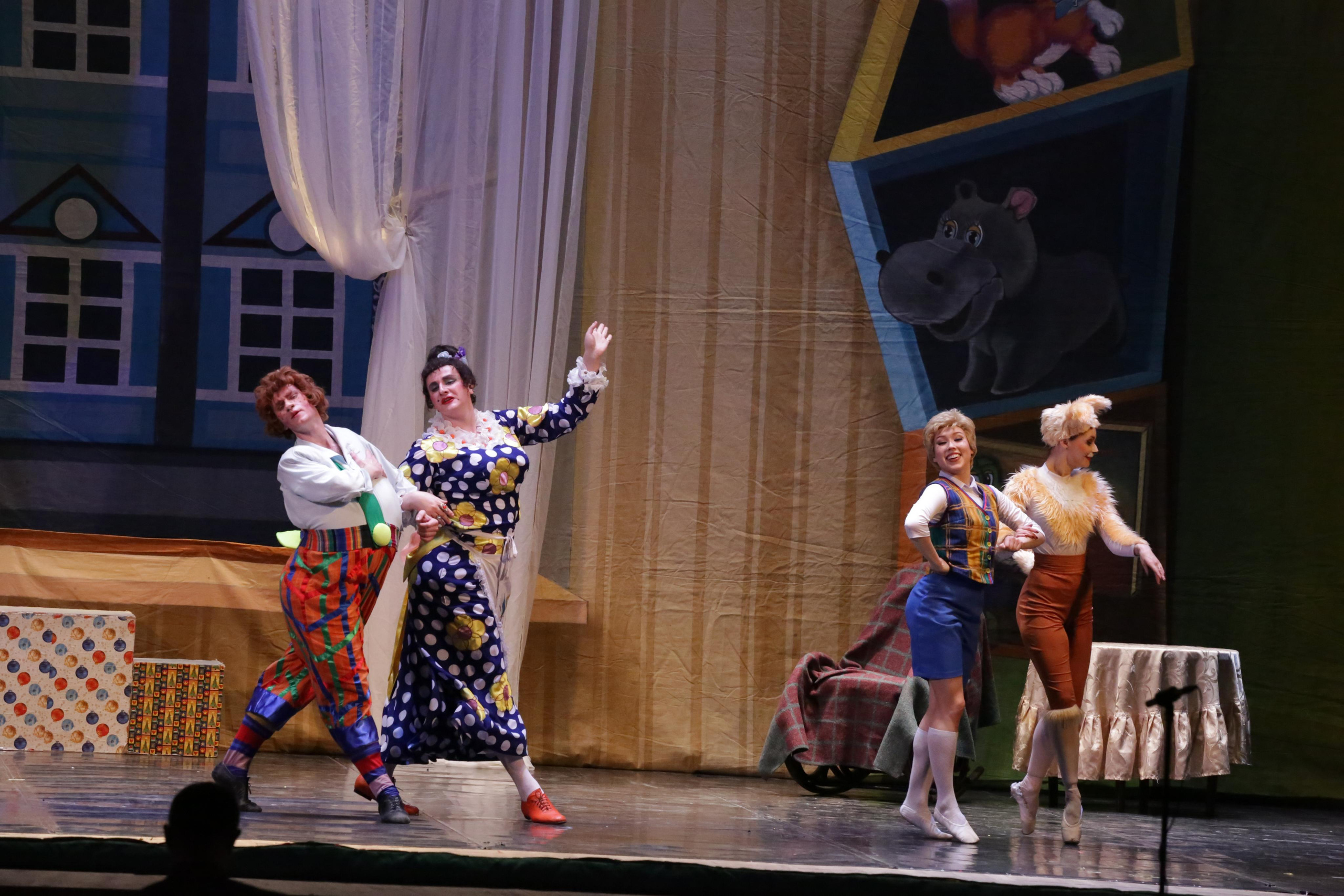 Балет Донбасс-опера спектакль «Малыш и Карлсон». Фотограф в Сочи Юрий Шептаев