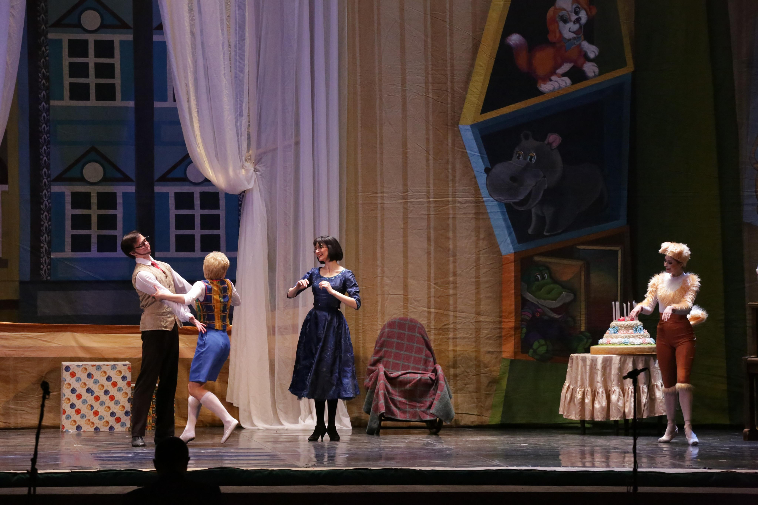 Балет Донбасс-опера спектакль «Малыш и Карлсон». Фотограф в Сочи Юрий Шептаев