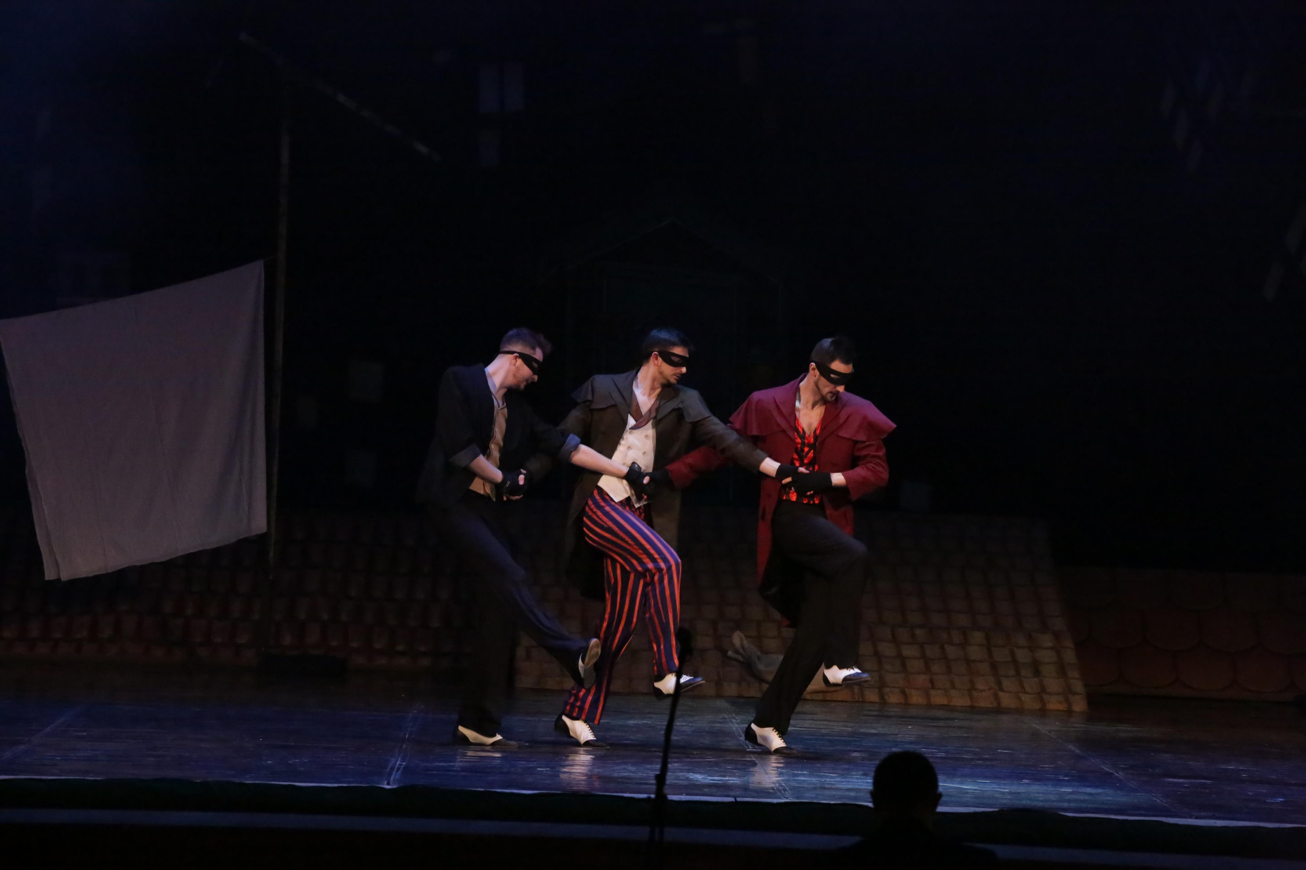 Балет Донбасс-опера спектакль «Малыш и Карлсон». Фотограф в Сочи Юрий Шептаев