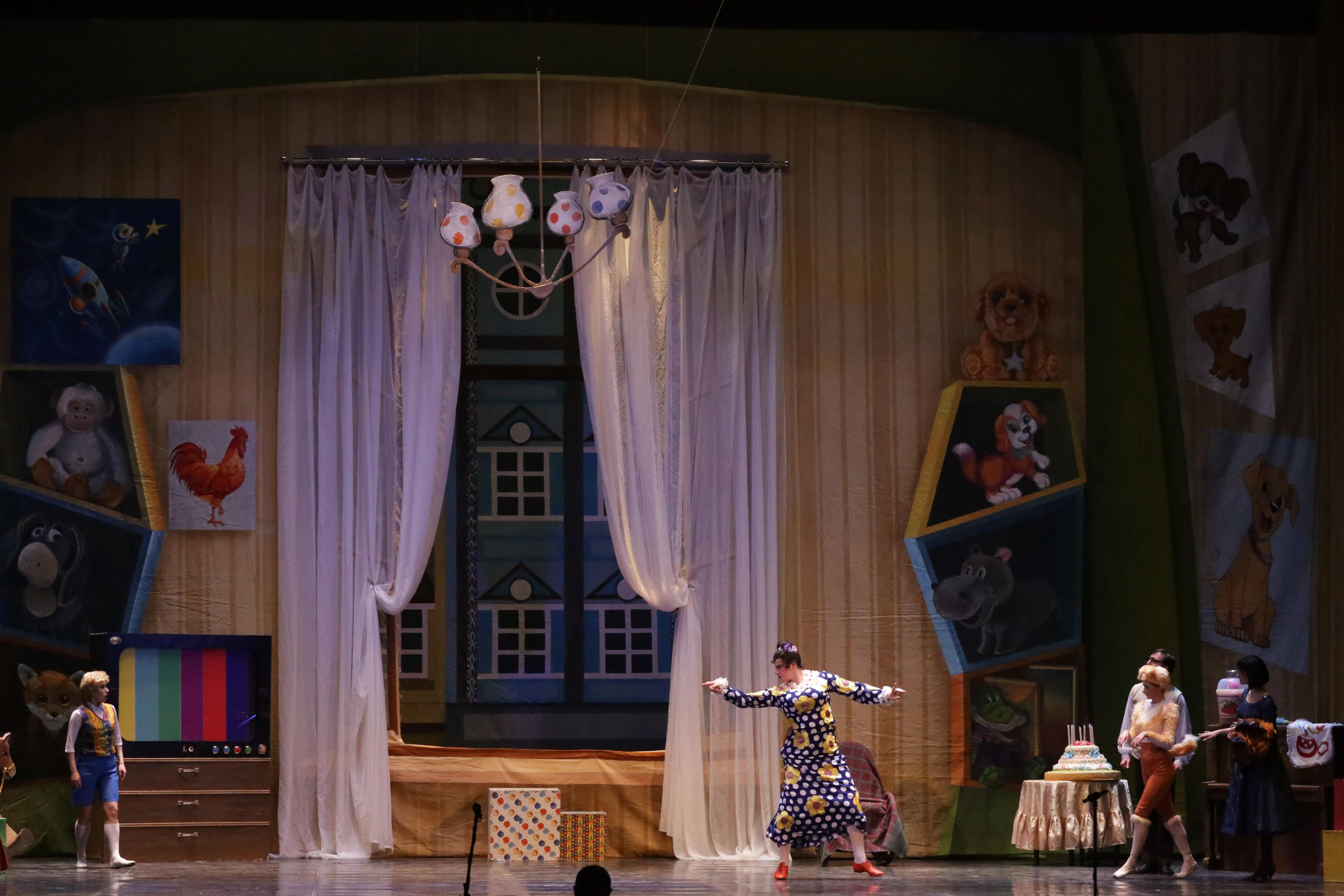 Балет Донбасс-опера спектакль «Малыш и Карлсон». Фотограф в Сочи Юрий Шептаев