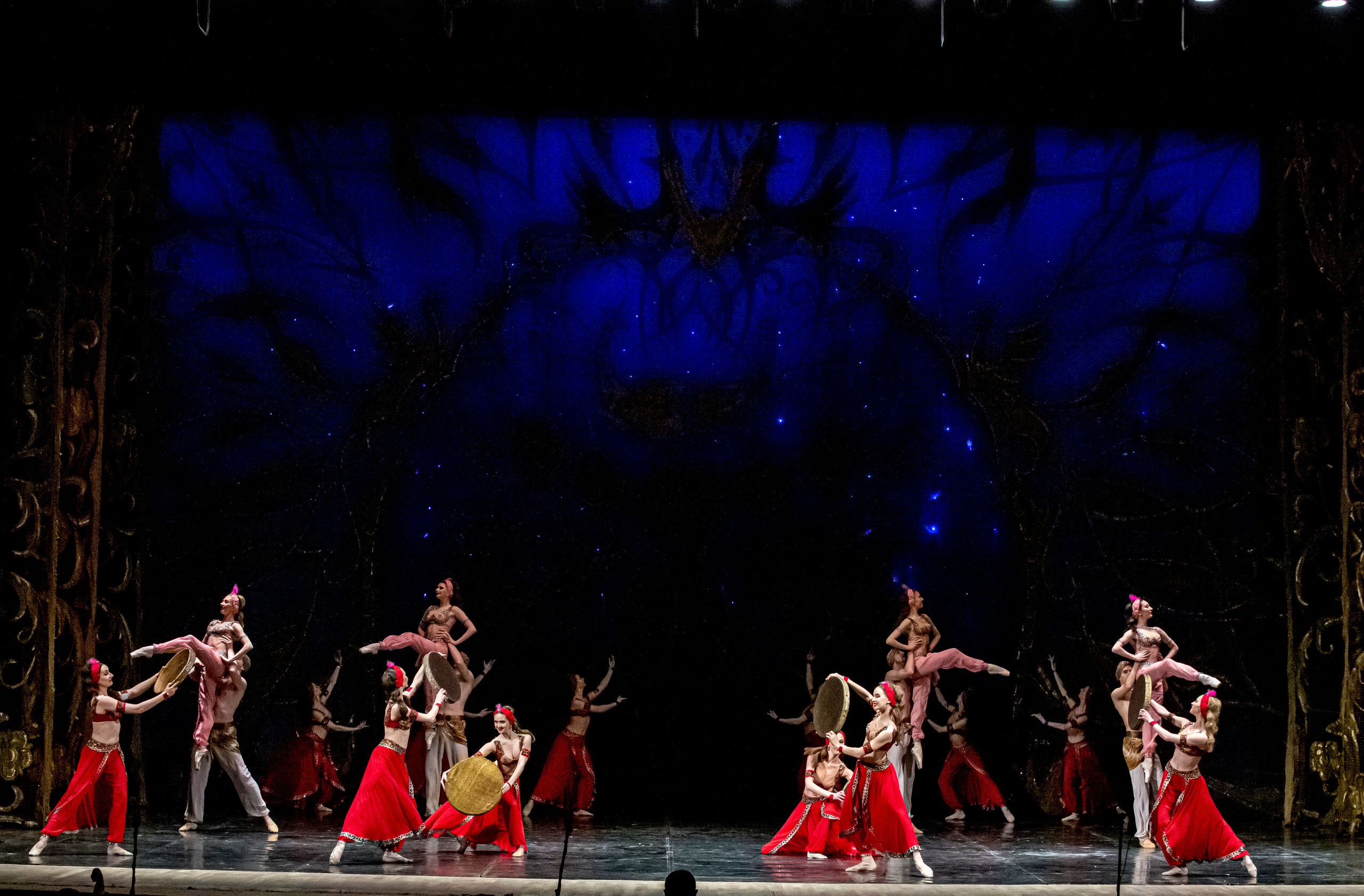 Балет Донбасс-опера спектакль «Тысяча и одна ночь». Фотограф в Сочи Юрий Шептаев