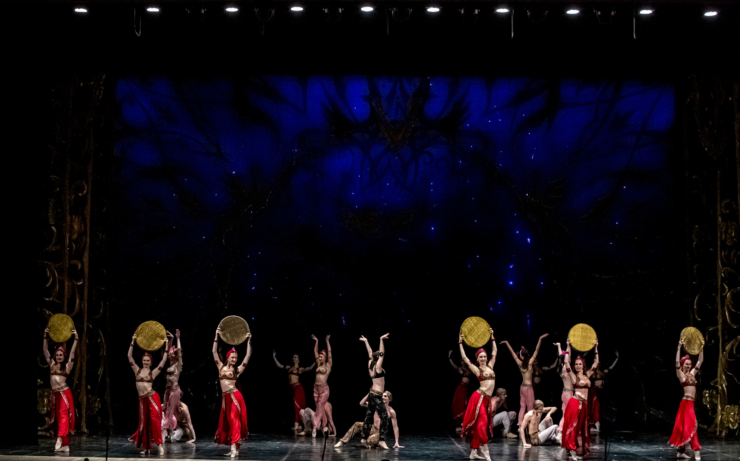 Балет Донбасс-опера спектакль «Тысяча и одна ночь». Фотограф в Сочи Юрий Шептаев