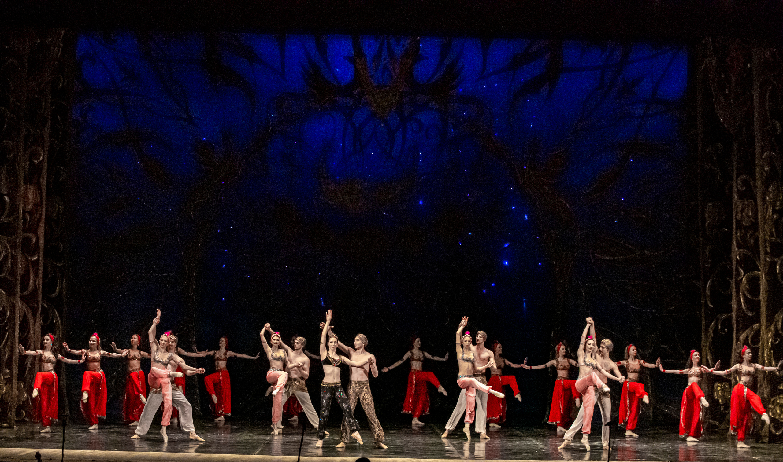 Балет Донбасс-опера спектакль «Тысяча и одна ночь». Фотограф в Сочи Юрий Шептаев