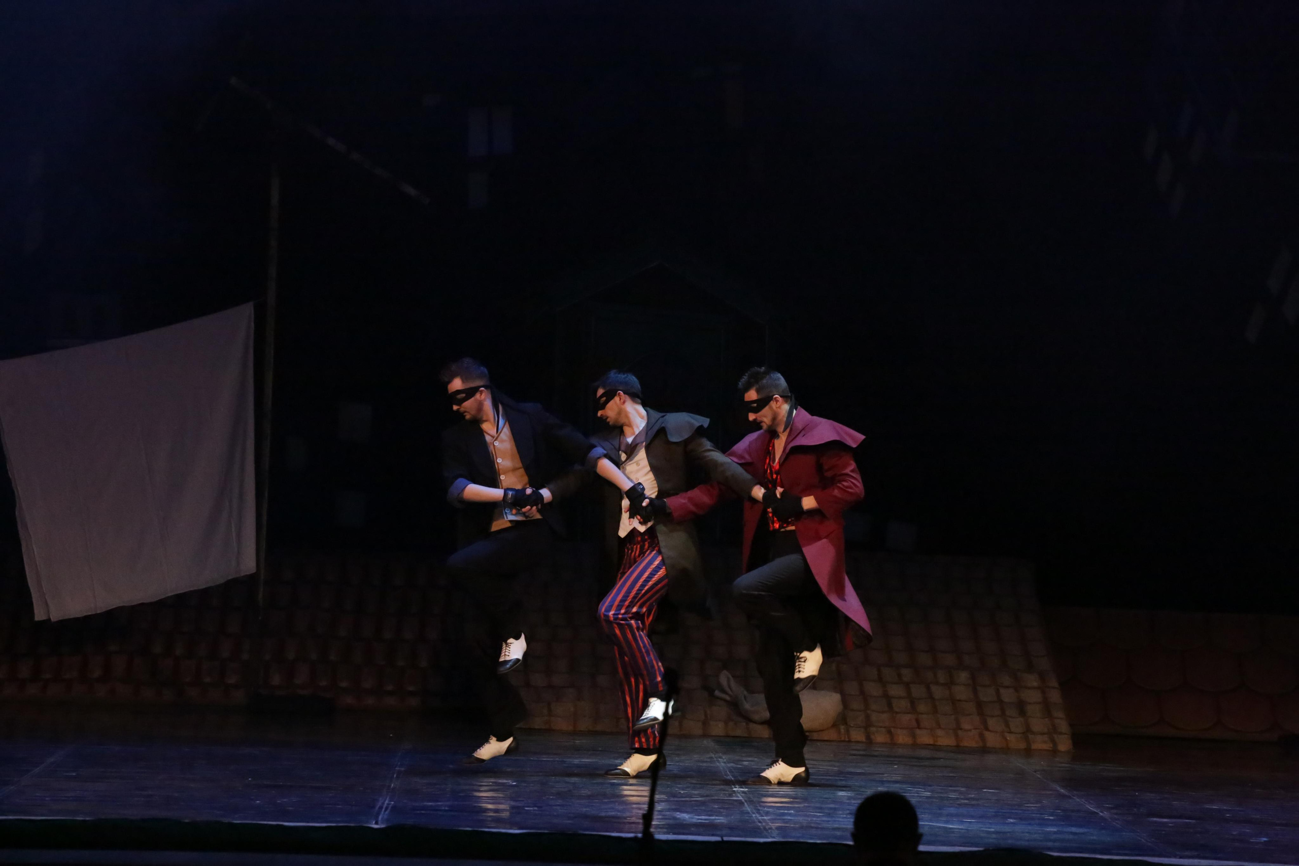 Балет Донбасс-опера спектакль «Малыш и Карлсон». Фотограф в Сочи Юрий Шептаев