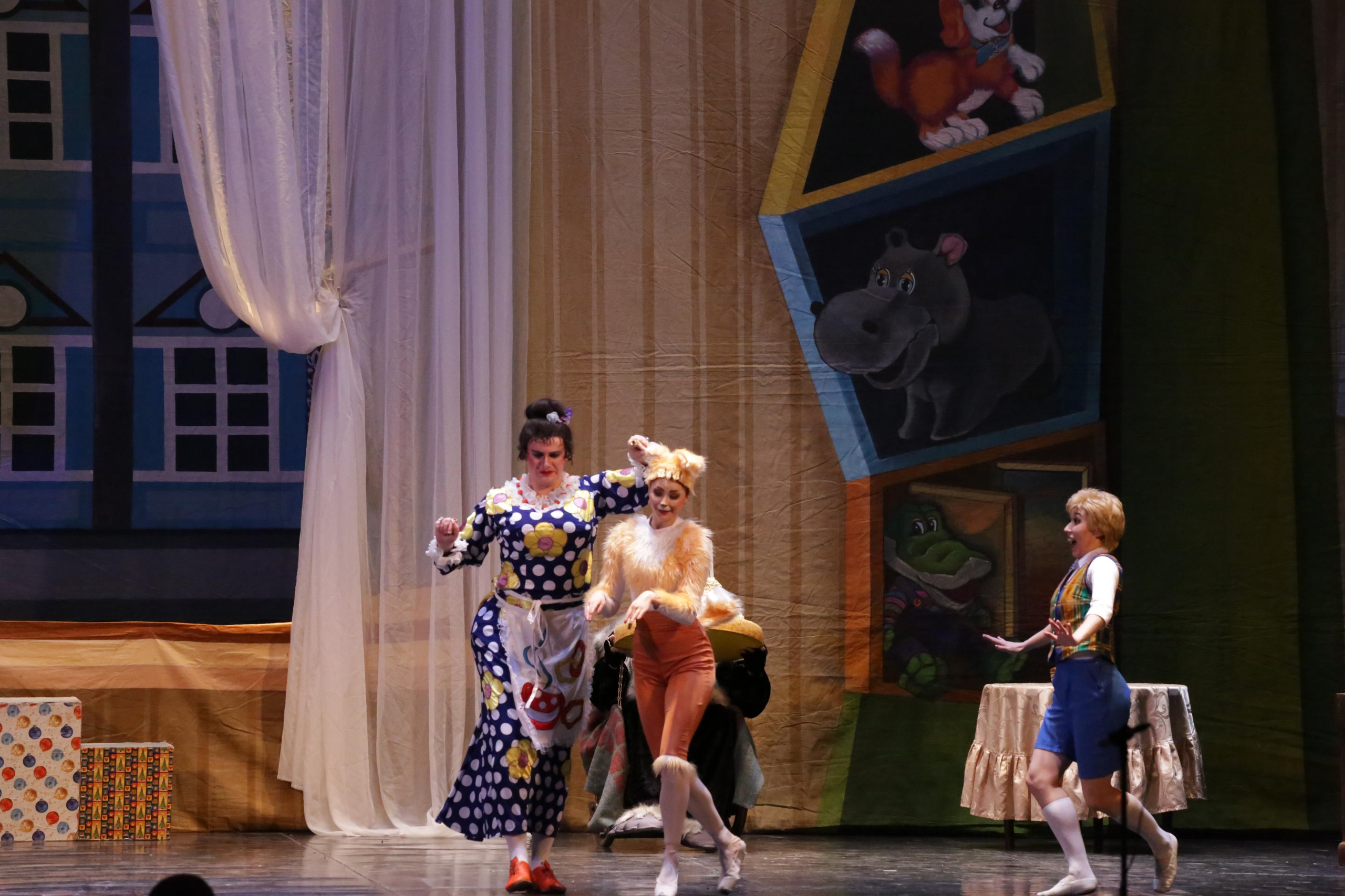 Балет Донбасс-опера спектакль «Малыш и Карлсон». Фотограф в Сочи Юрий Шептаев