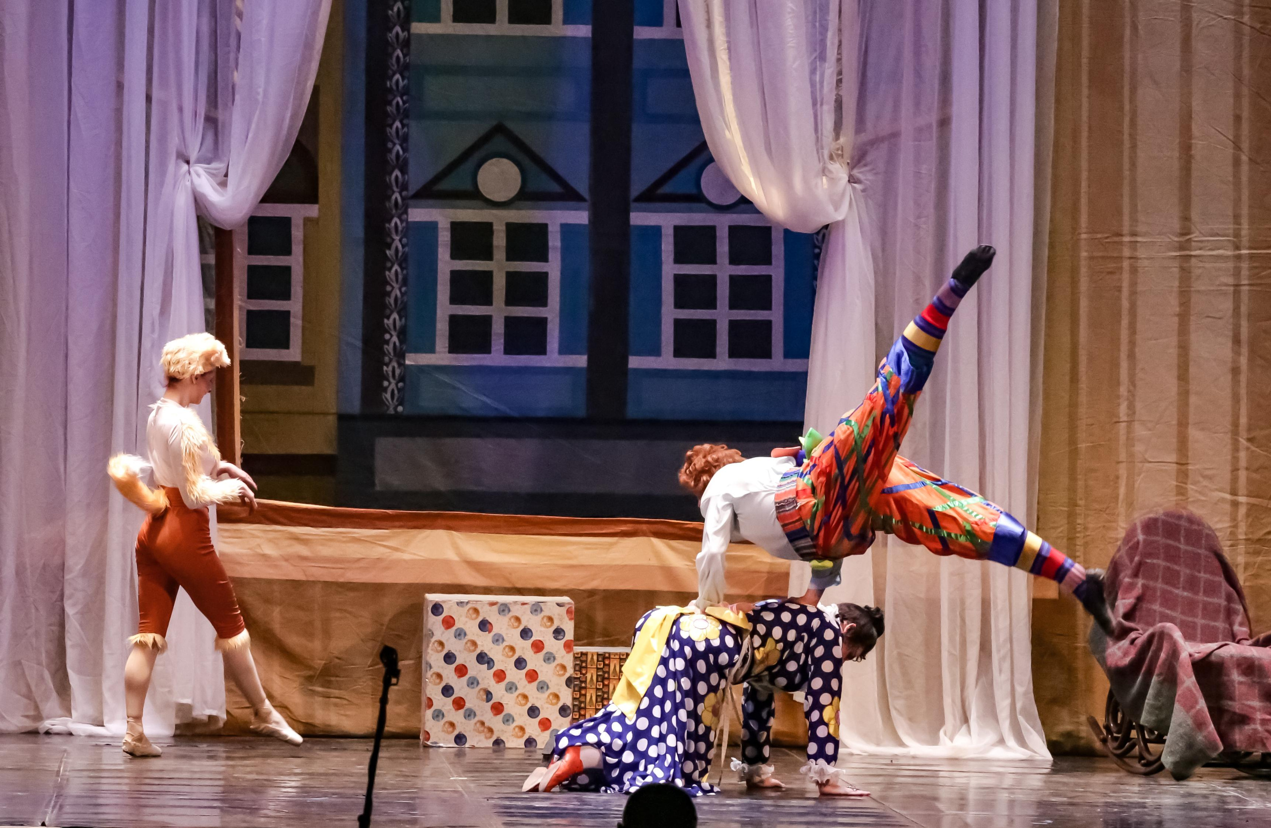 Балет Донбасс-опера спектакль «Малыш и Карлсон». Фотограф в Сочи Юрий Шептаев