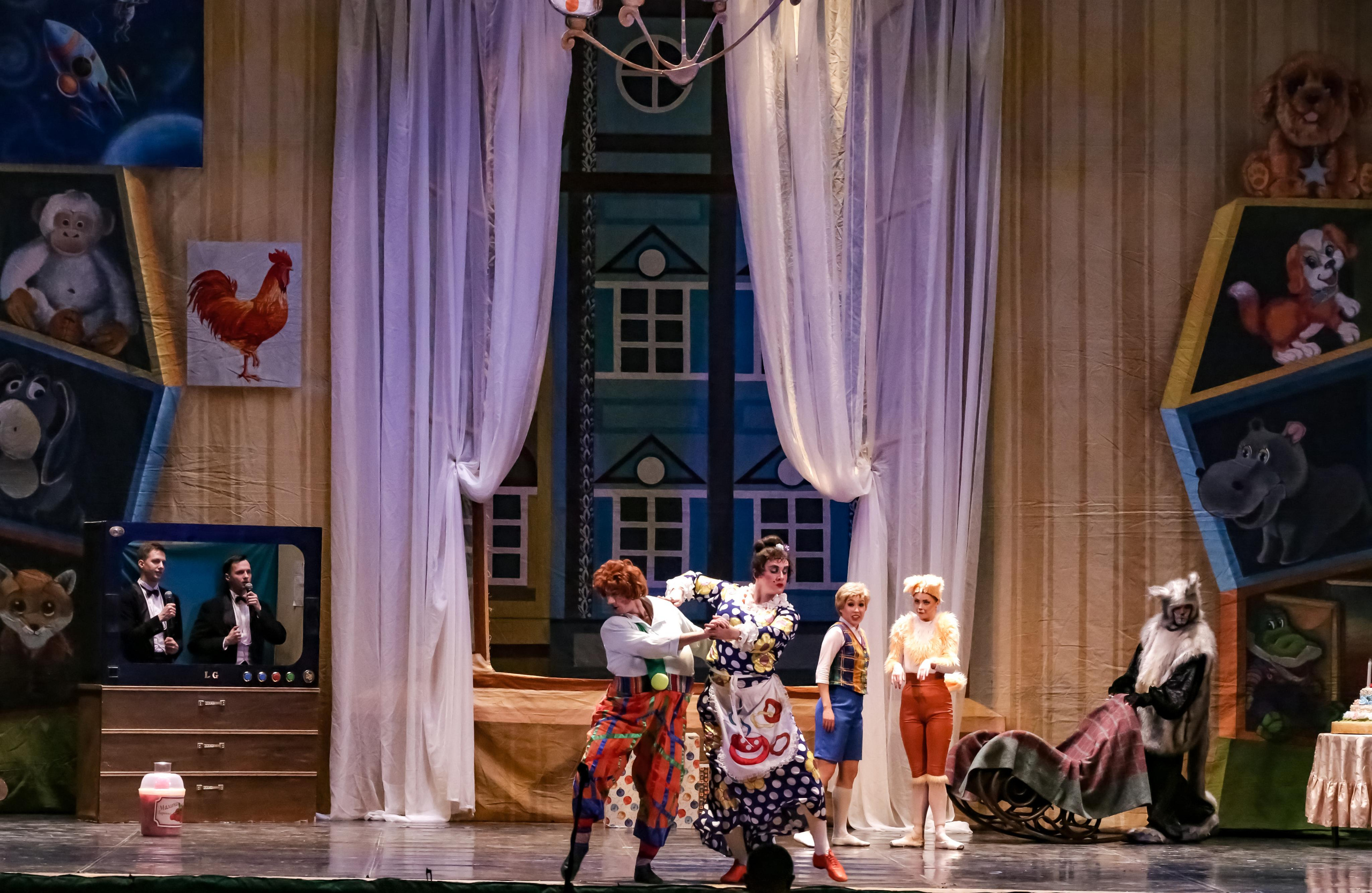 Балет Донбасс-опера спектакль «Малыш и Карлсон». Фотограф в Сочи Юрий Шептаев