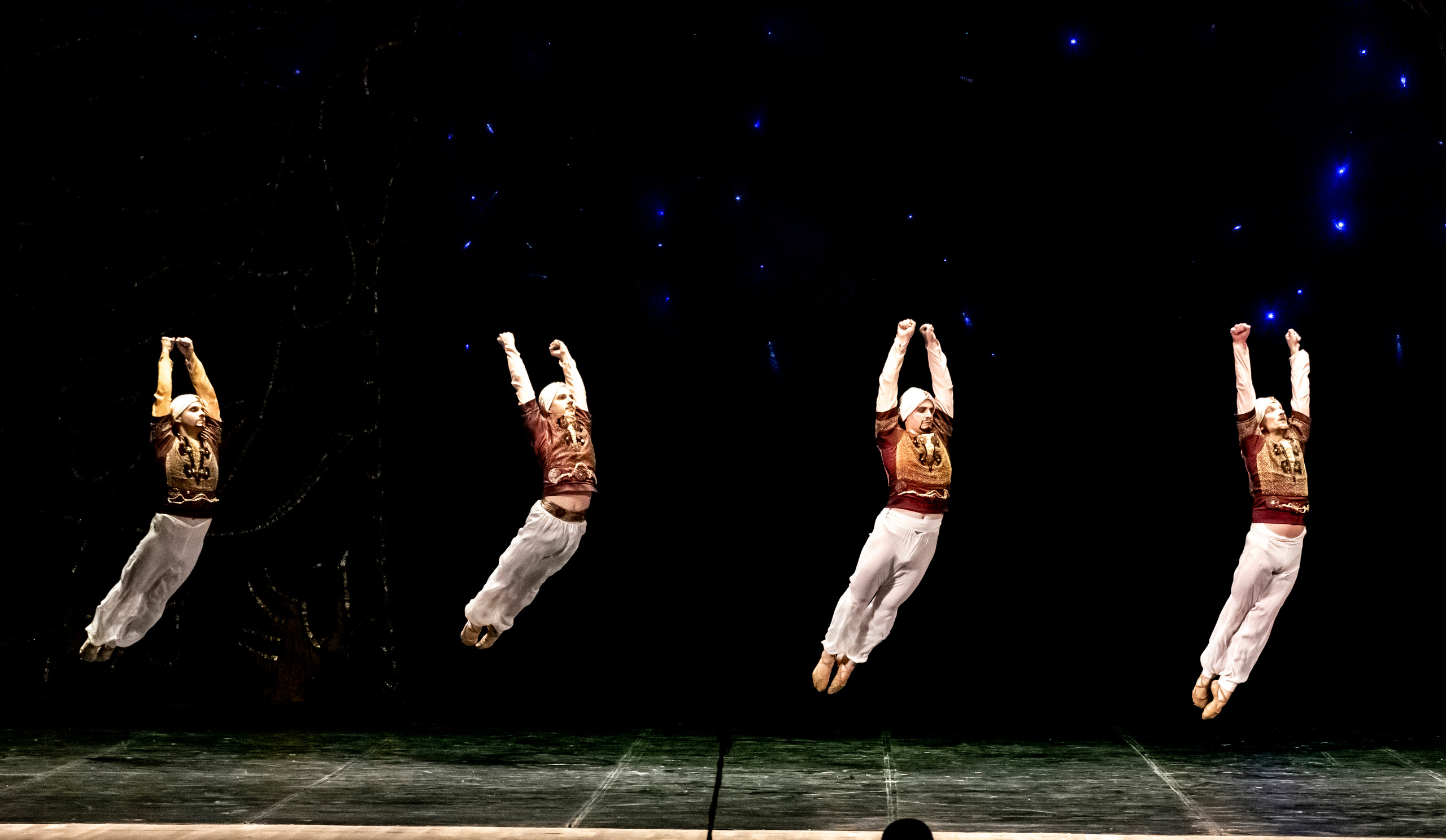 Балет Донбасс-опера спектакль «Тысяча и одна ночь». Фотограф в Сочи Юрий Шептаев