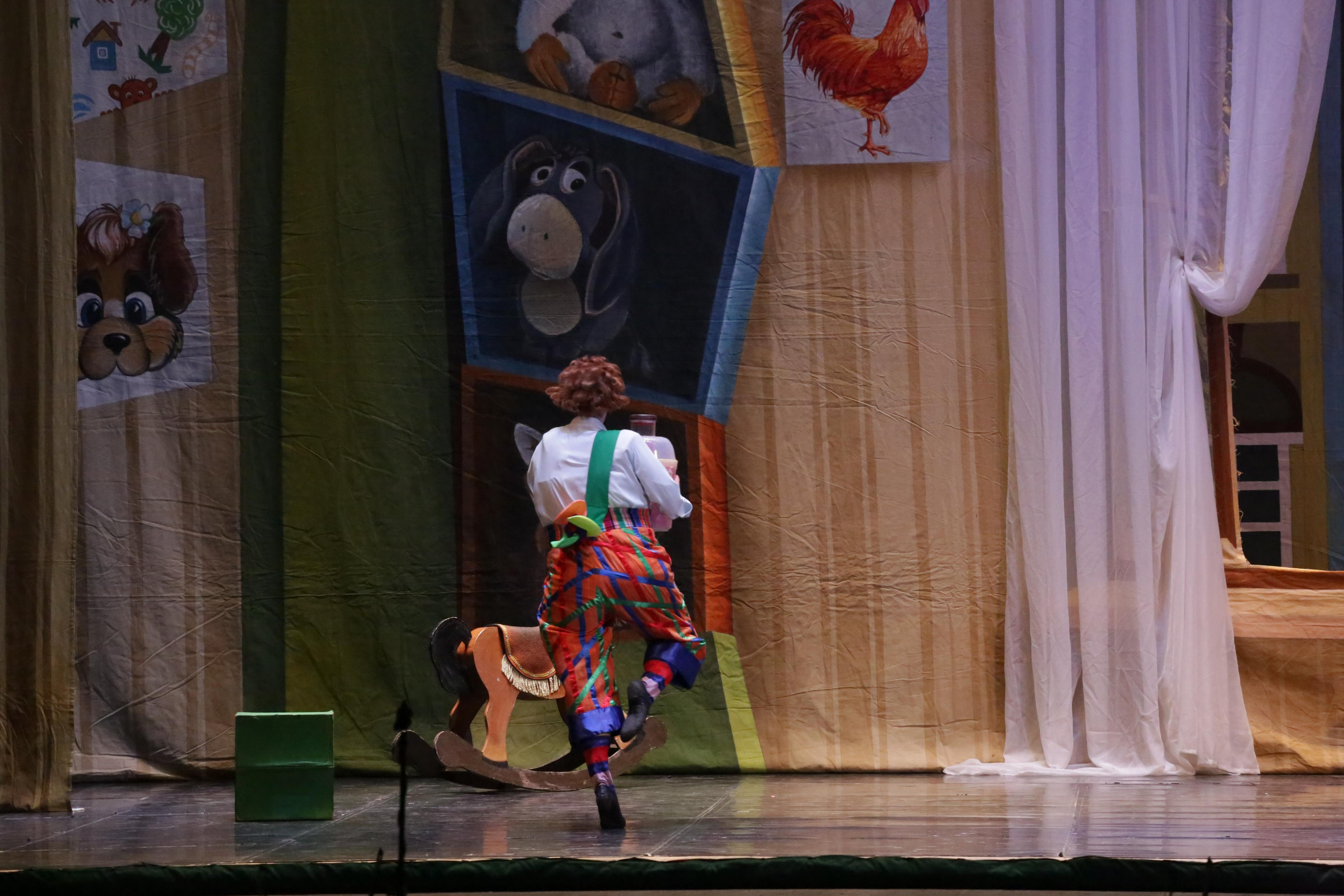 Балет Донбасс-опера спектакль «Малыш и Карлсон». Фотограф в Сочи Юрий Шептаев