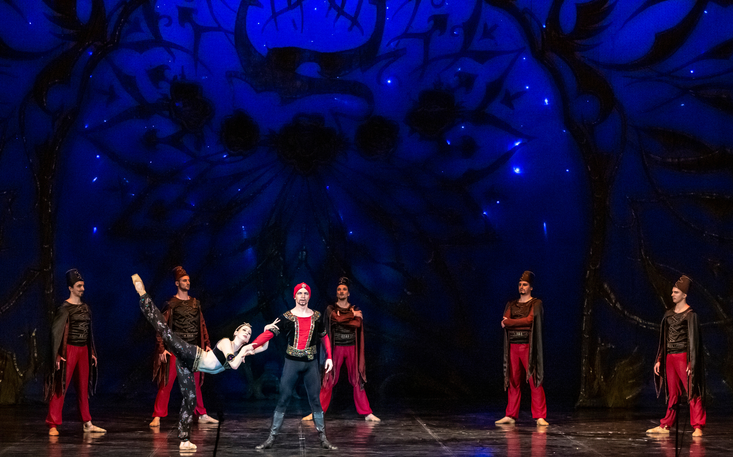 Балет Донбасс-опера спектакль «Тысяча и одна ночь». Фотограф в Сочи Юрий Шептаев