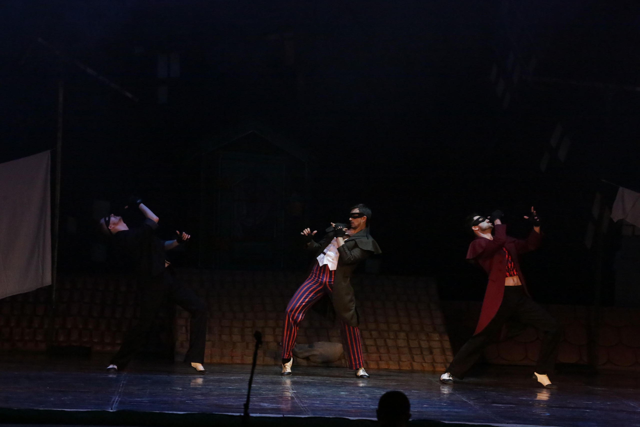 Балет Донбасс-опера спектакль «Малыш и Карлсон». Фотограф в Сочи Юрий Шептаев