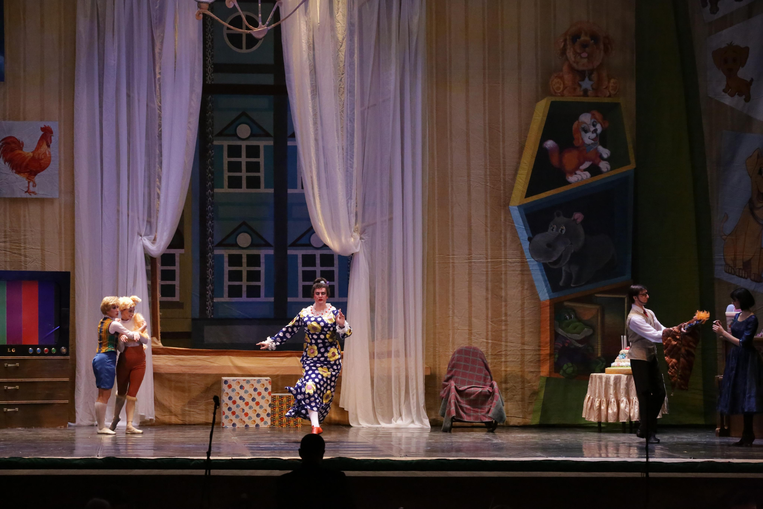 Балет Донбасс-опера спектакль «Малыш и Карлсон». Фотограф в Сочи Юрий Шептаев