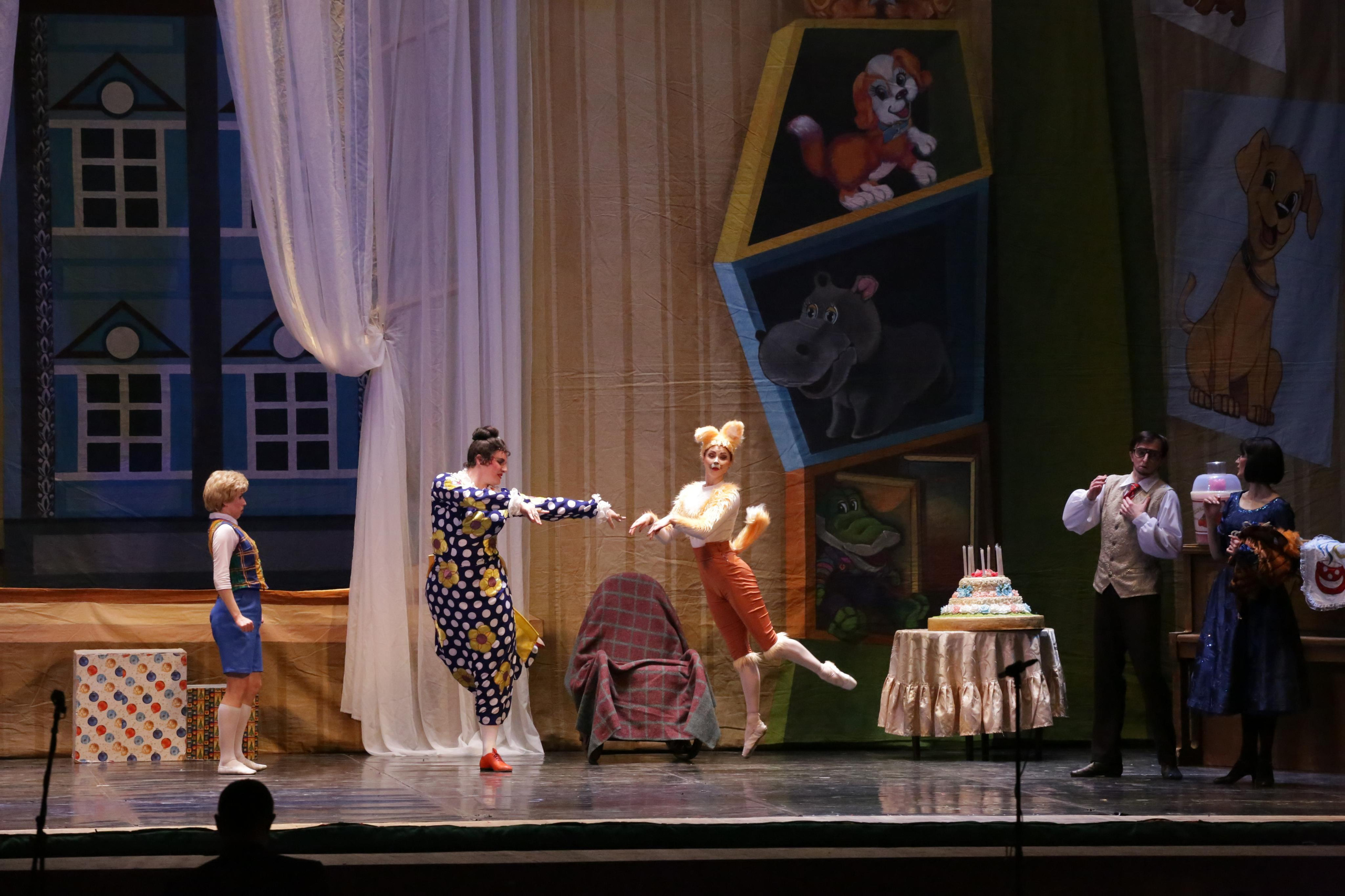 Балет Донбасс-опера спектакль «Малыш и Карлсон». Фотограф в Сочи Юрий Шептаев