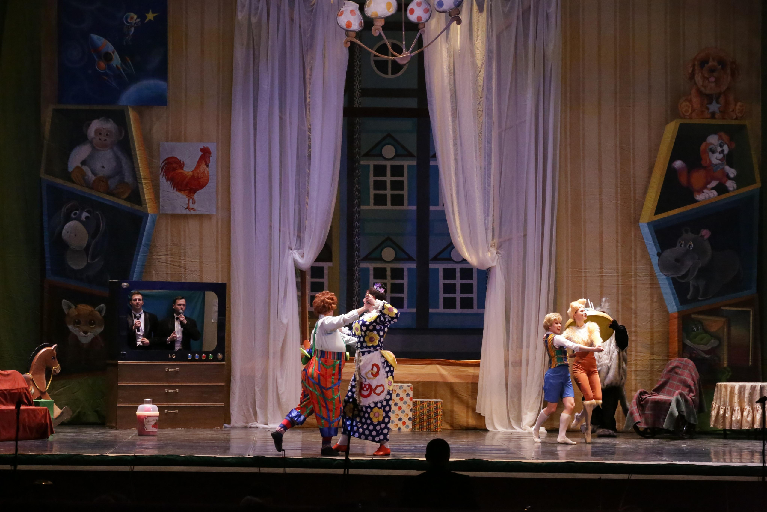 Балет Донбасс-опера спектакль «Малыш и Карлсон». Фотограф в Сочи Юрий Шептаев
