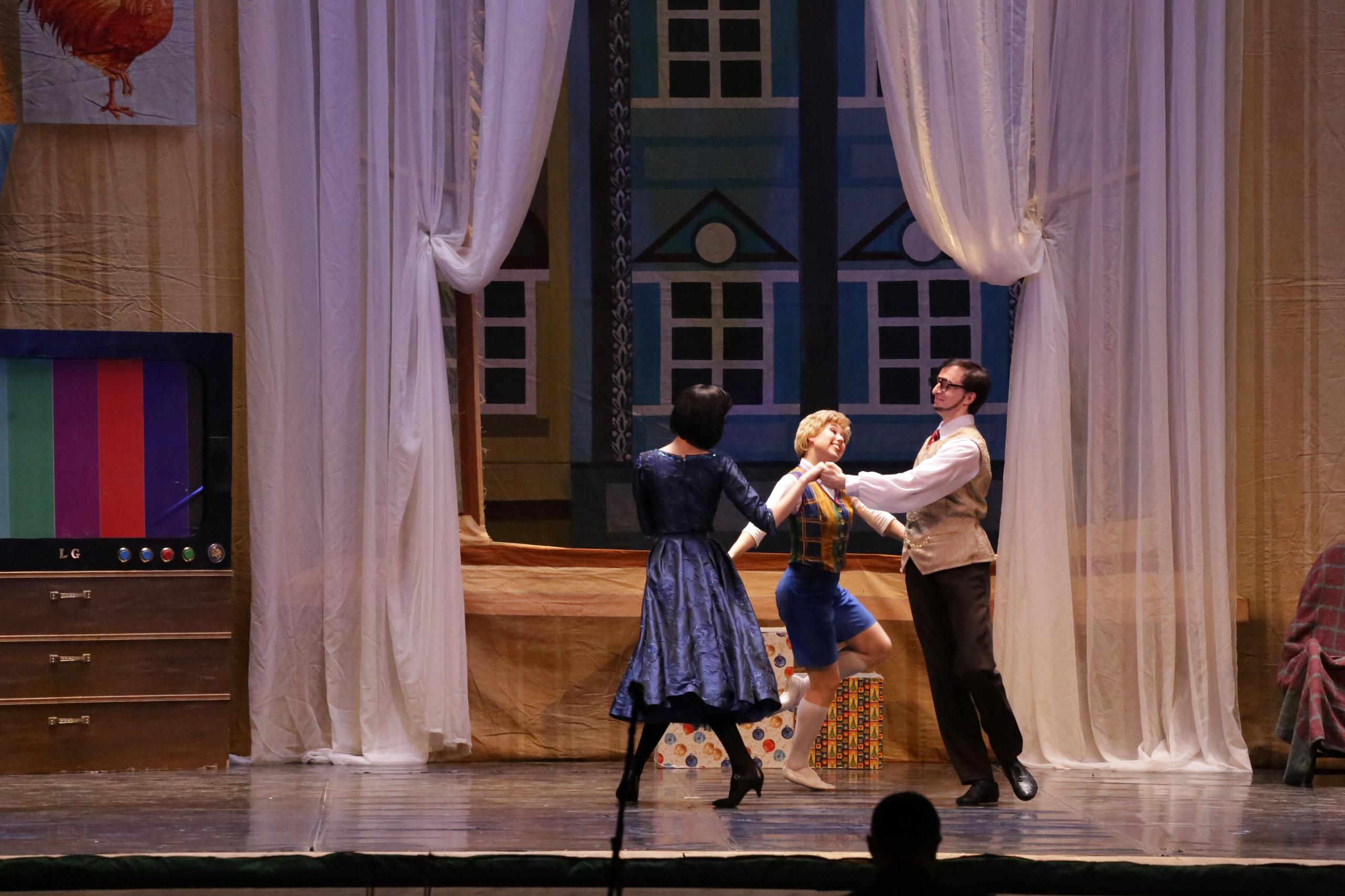 Балет Донбасс-опера спектакль «Малыш и Карлсон». Фотограф в Сочи Юрий Шептаев