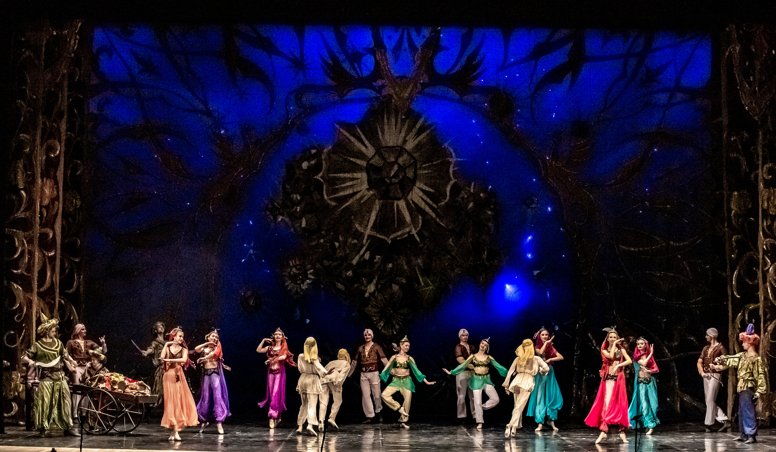 Балет Донбасс-опера спектакль «Тысяча и одна ночь». Фотограф в Сочи Юрий Шептаев