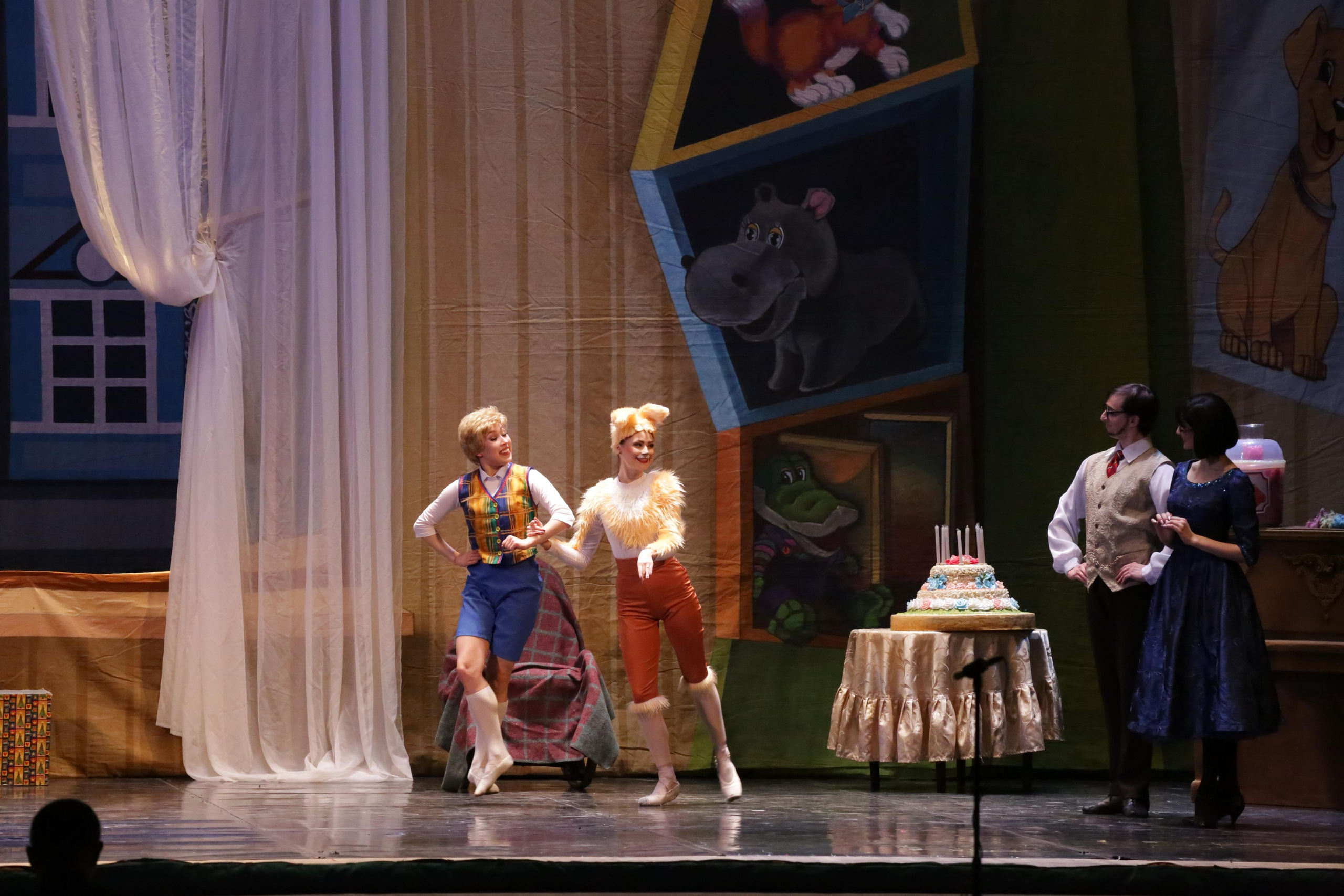 Балет Донбасс-опера спектакль «Малыш и Карлсон». Фотограф в Сочи Юрий Шептаев